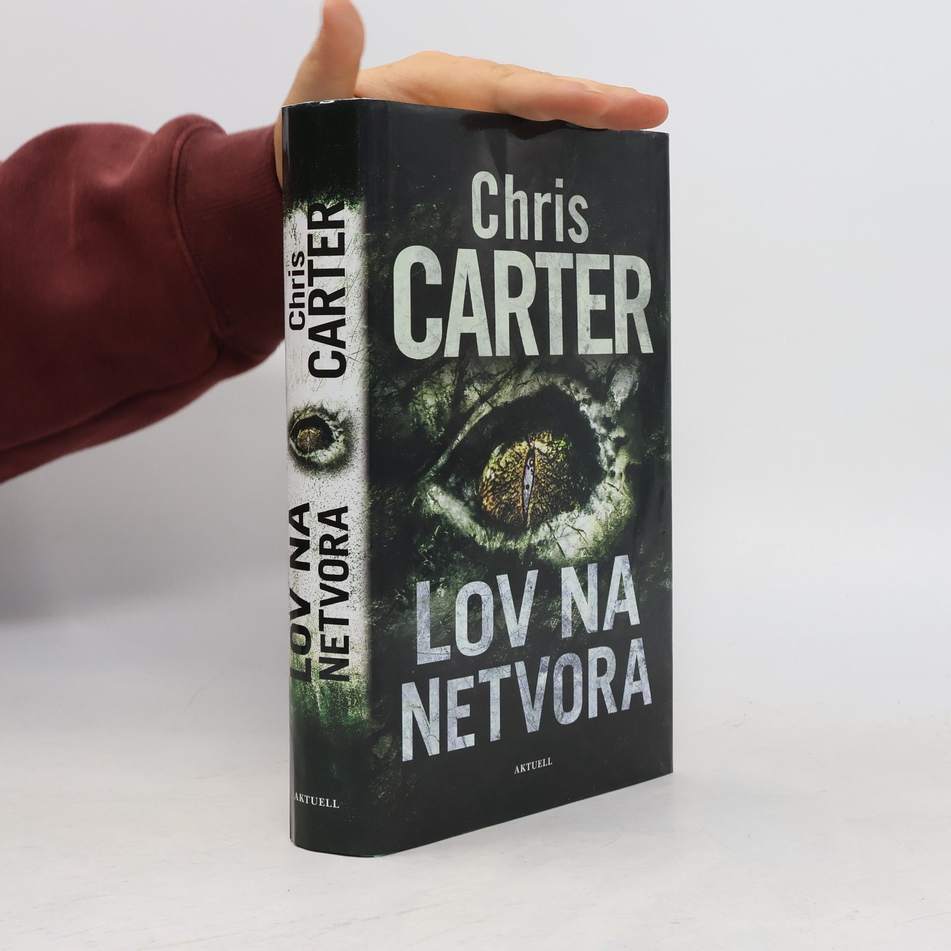 Chris Carter Lov na netvora