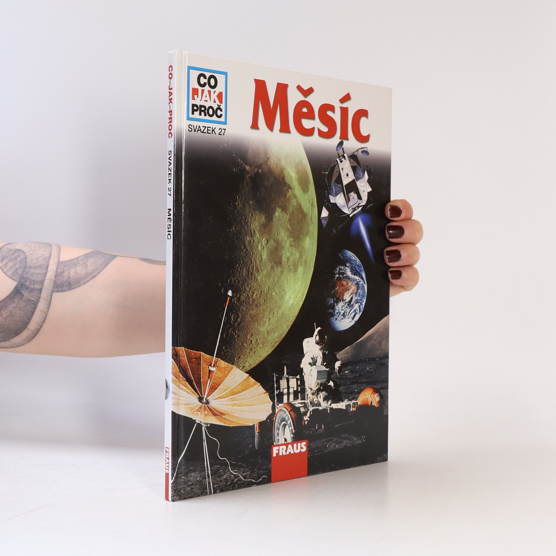 Měsíc