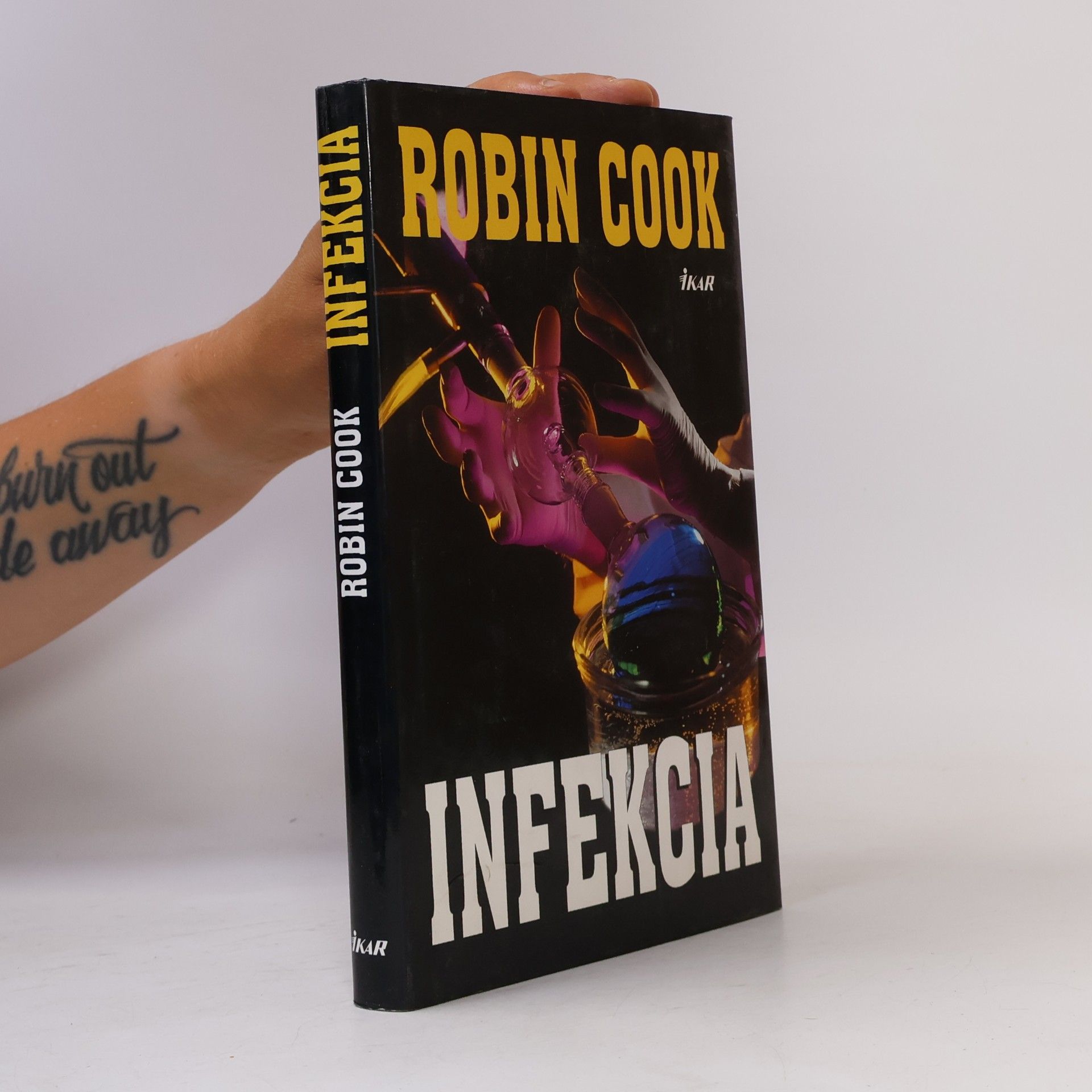 Robin Cook Infekcia