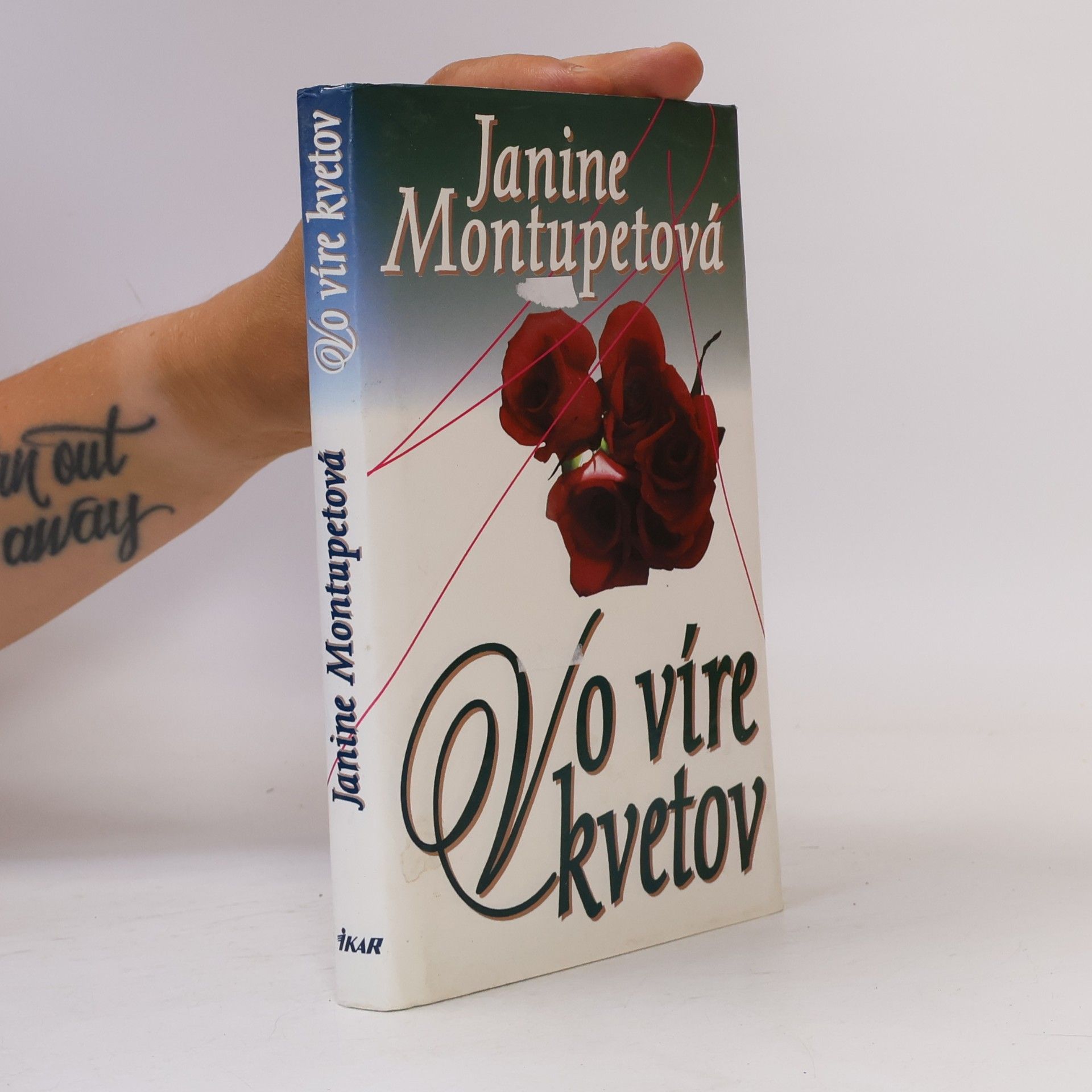 Janine Montupet Vo víre kvetov