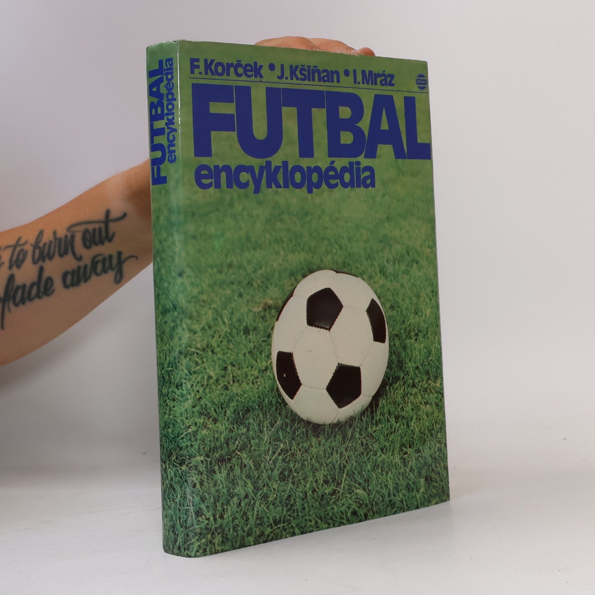 Igor Mráz Futbal. Encyklopédia