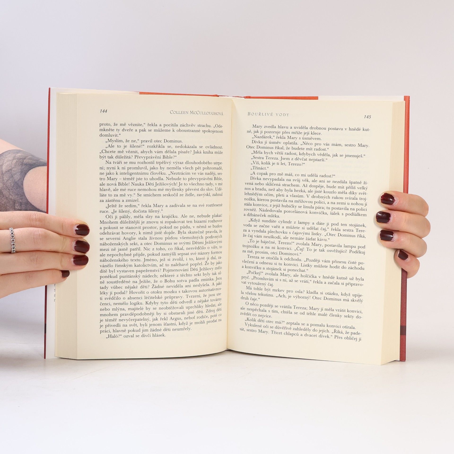 Colleen McCullough Bouřlivé vody