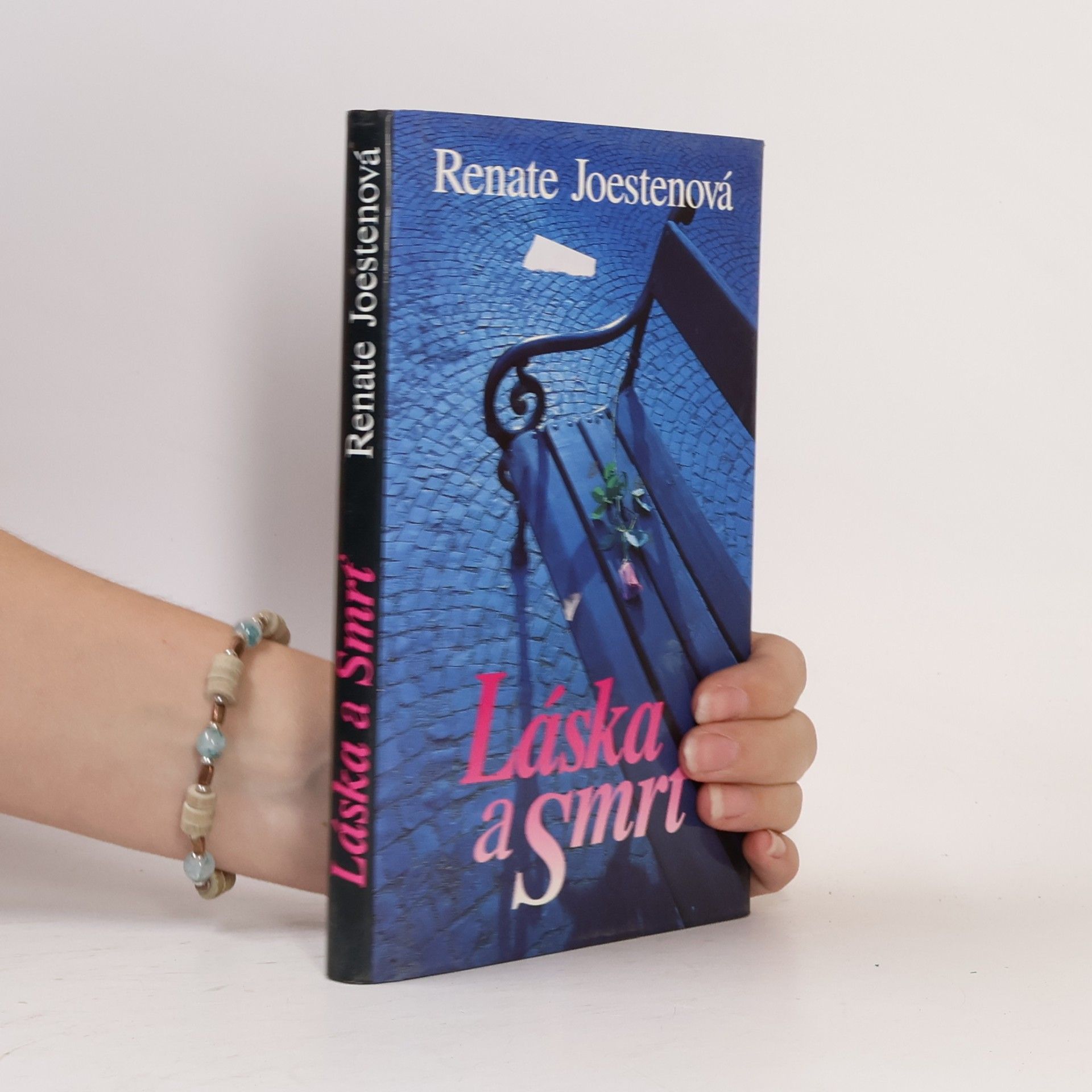 Joesten Renate Láska a smrť