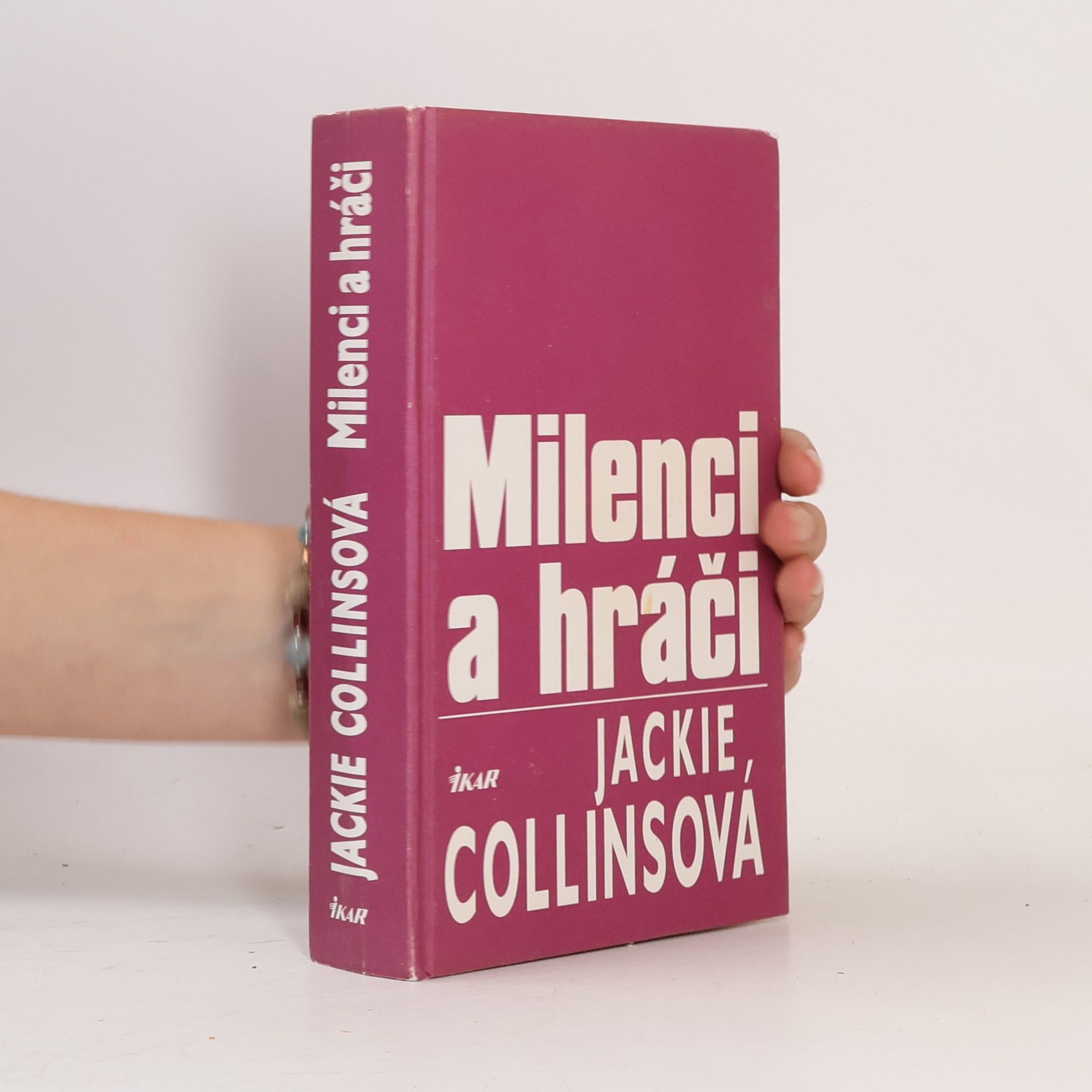 Jackie Collinsová Milenci a hráči