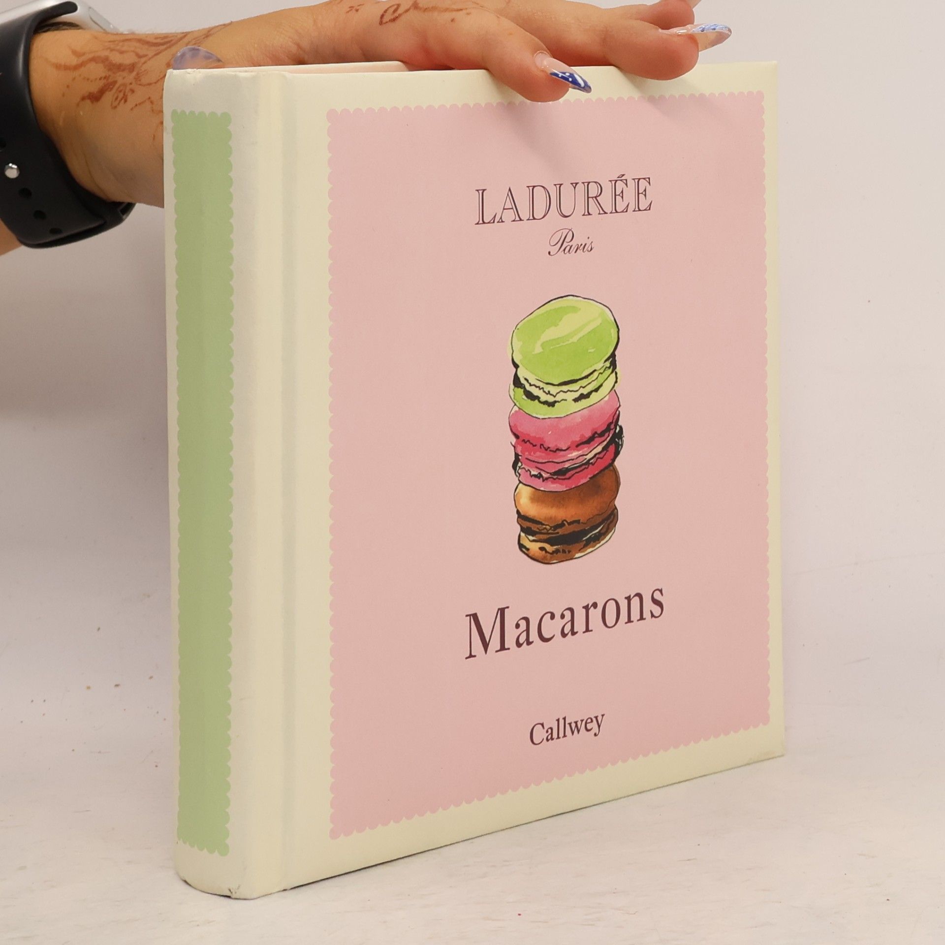 Ladurée Paris Macarons