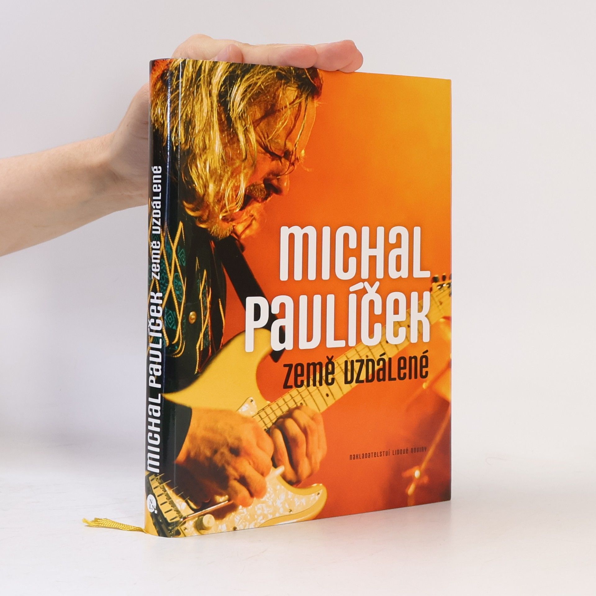 Michal Pavlíček Země vzdálené