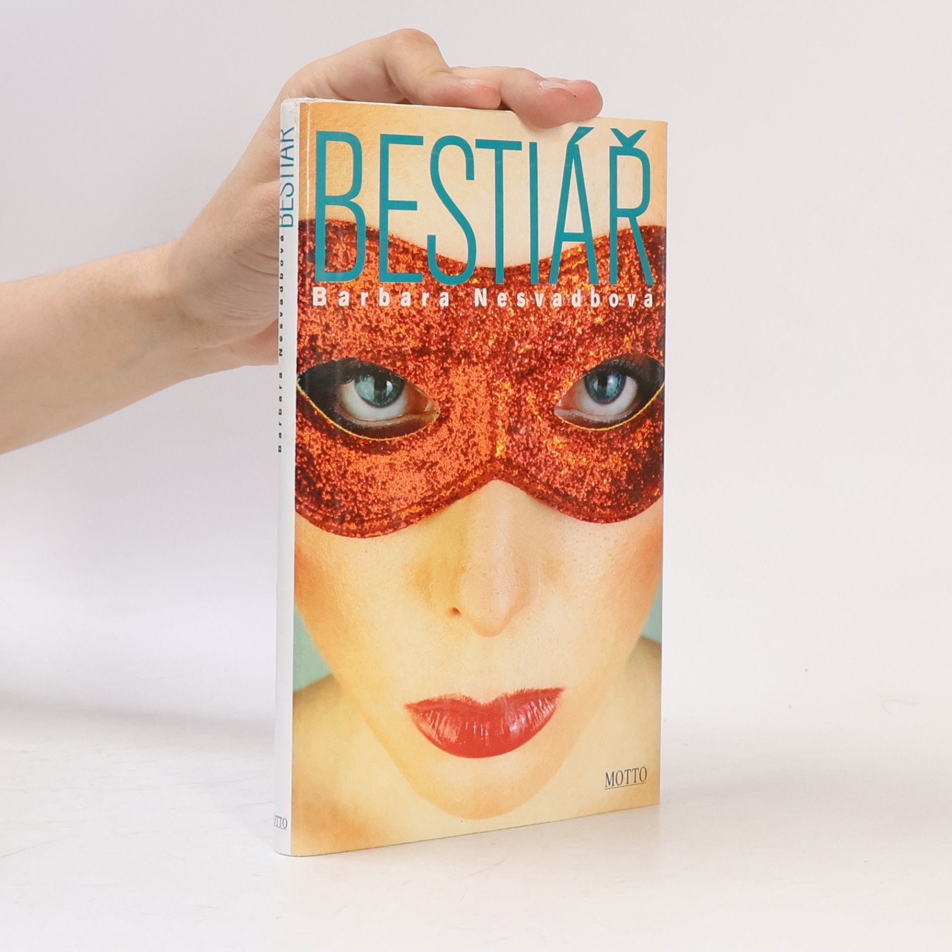 Bára Nesvadbová Bestiář