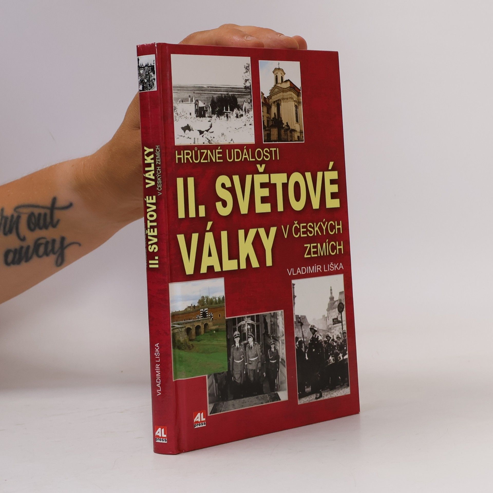 Vladimír Liška Hrůzné události II. světové války v českých zemích