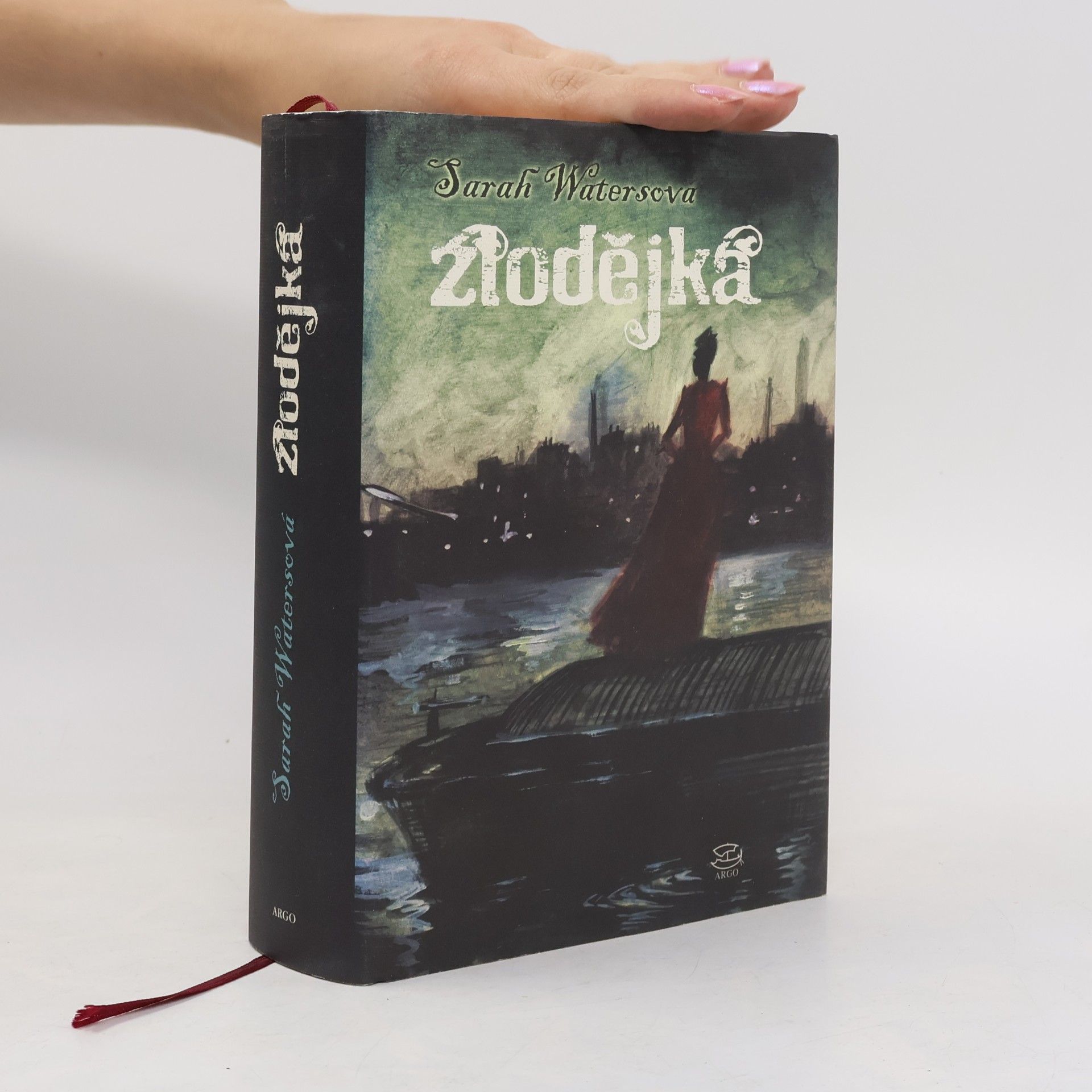 Sarah Waters Zlodějka