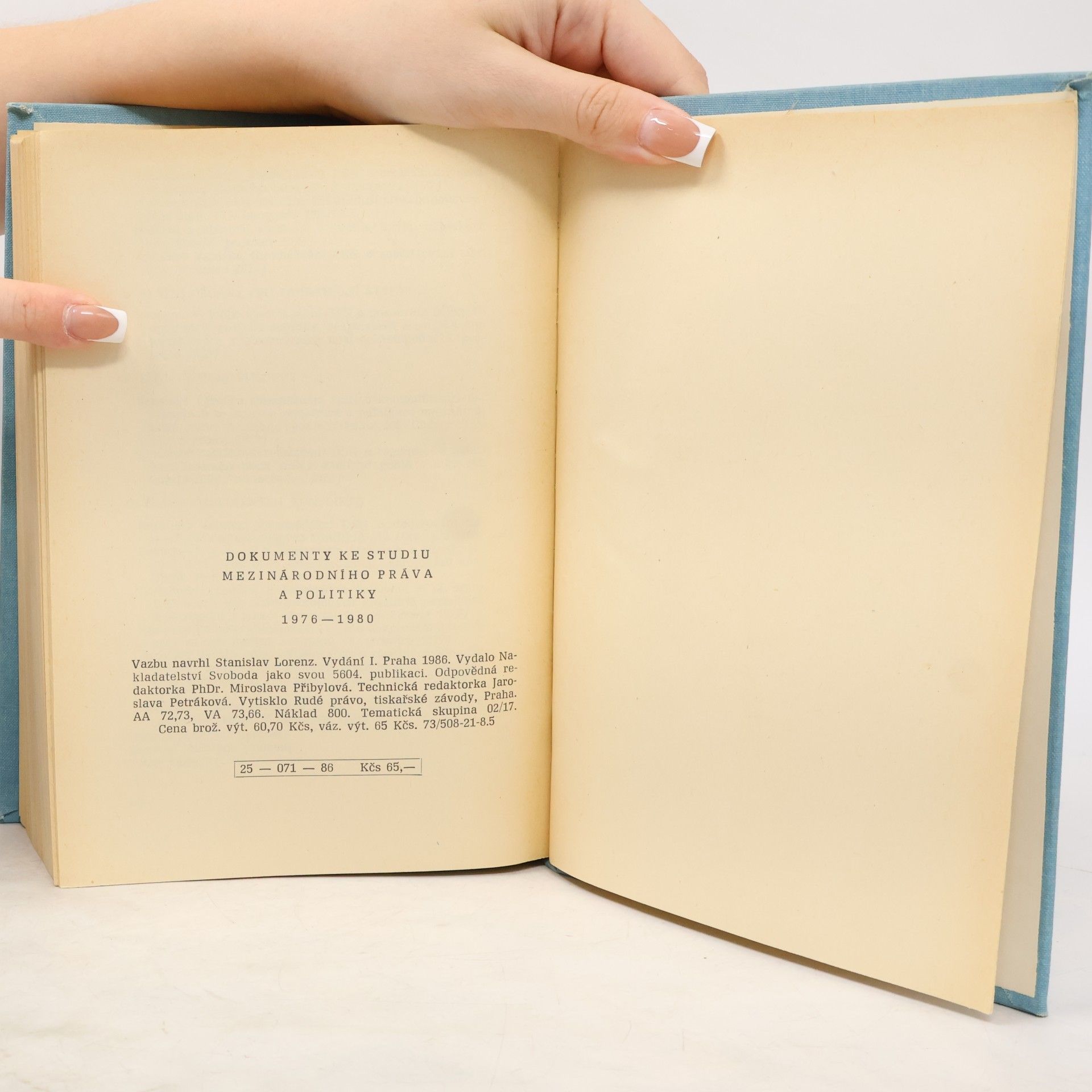 Collectif d'auteurs Dokumenty ke studiu mezinárodního práva a politiky 5 1976-1980