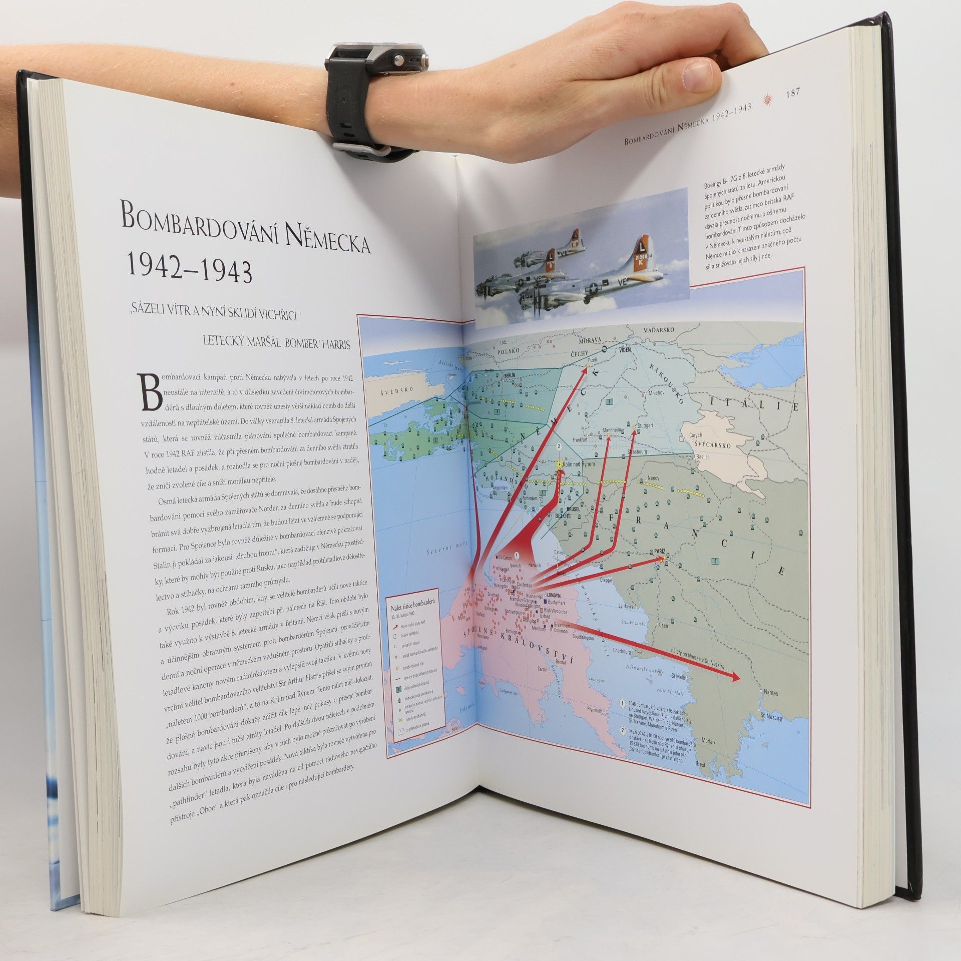 Alexander Swanston Historický atlas II. světové války