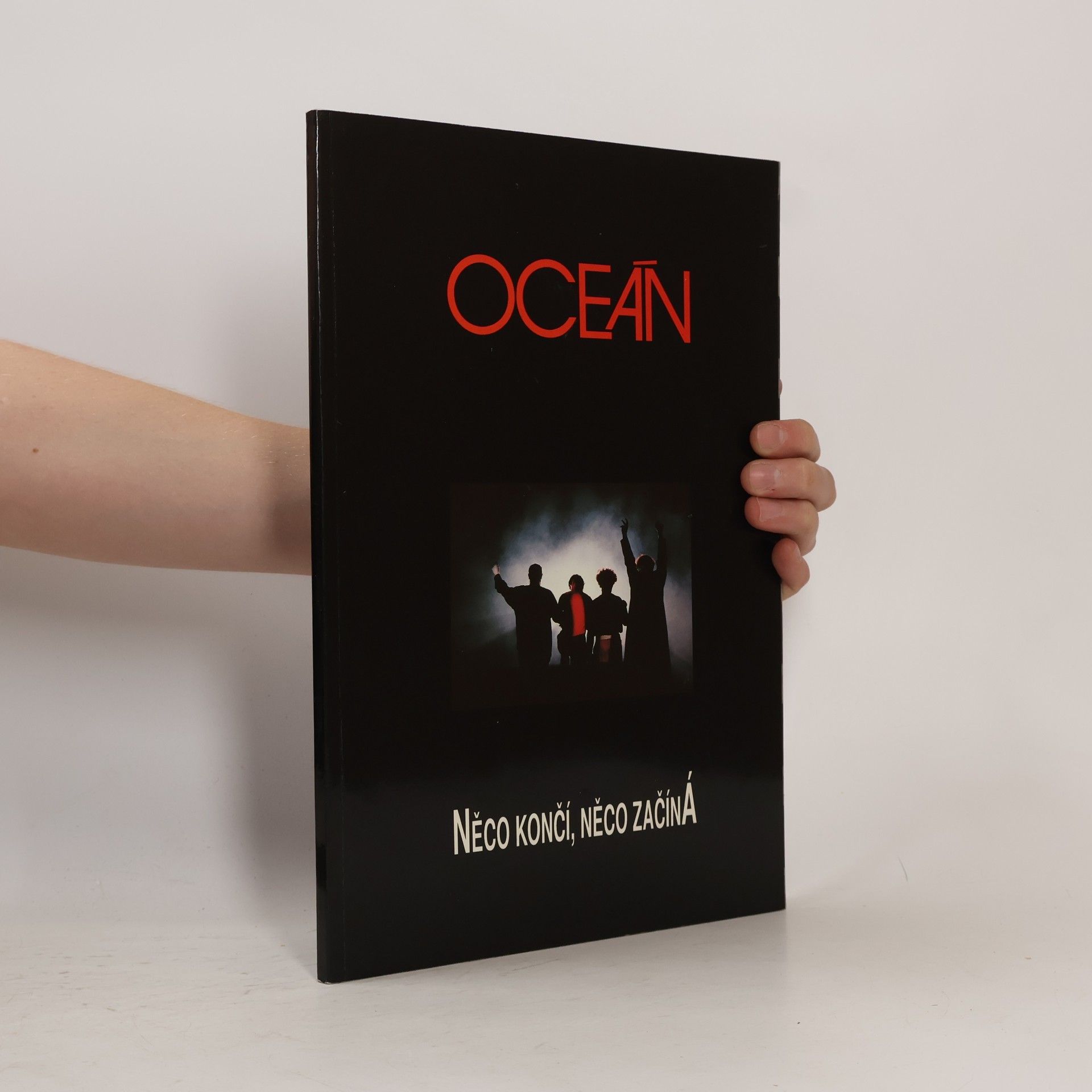 Oceán. Něco končí, něco začíná