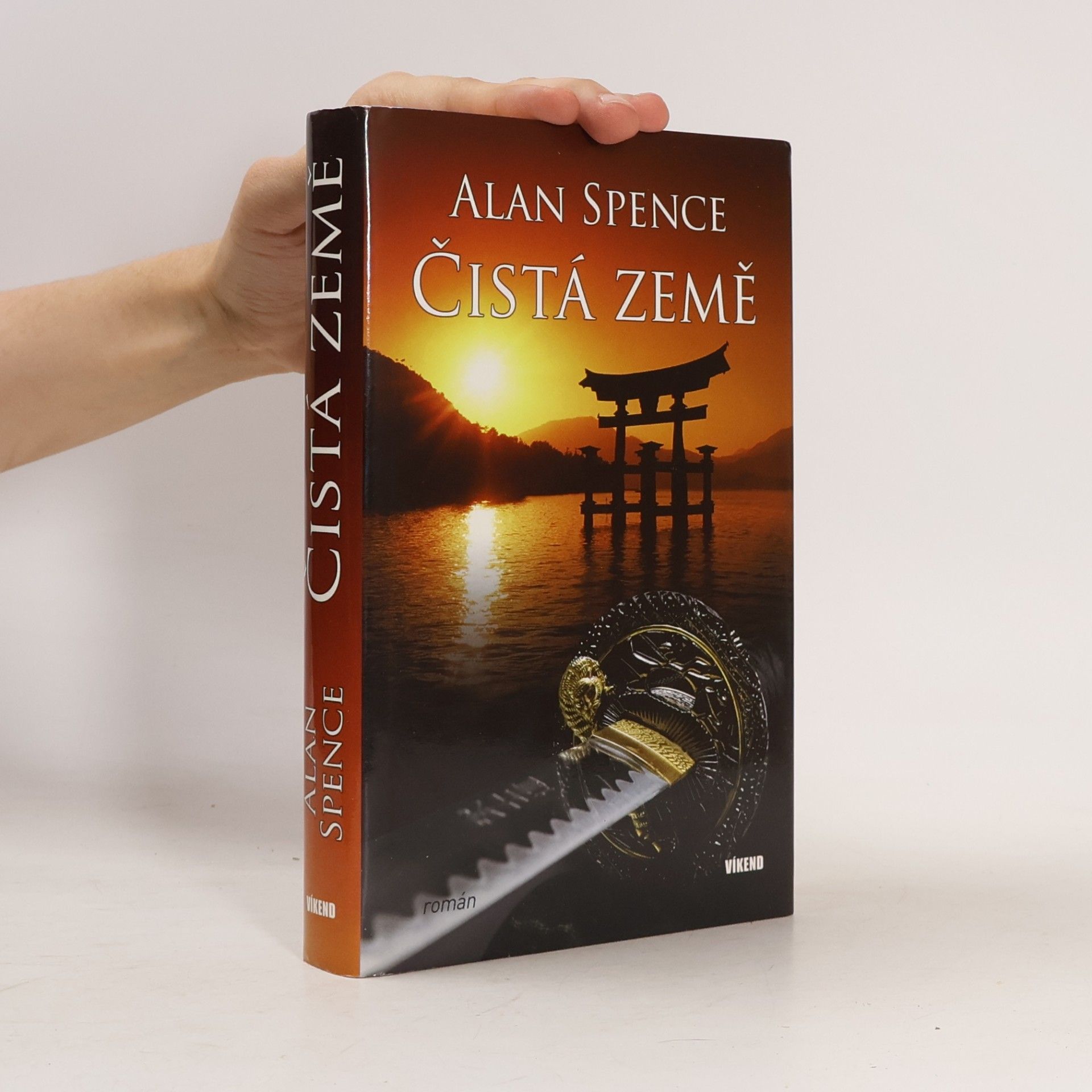 Alan Spence Čistá země