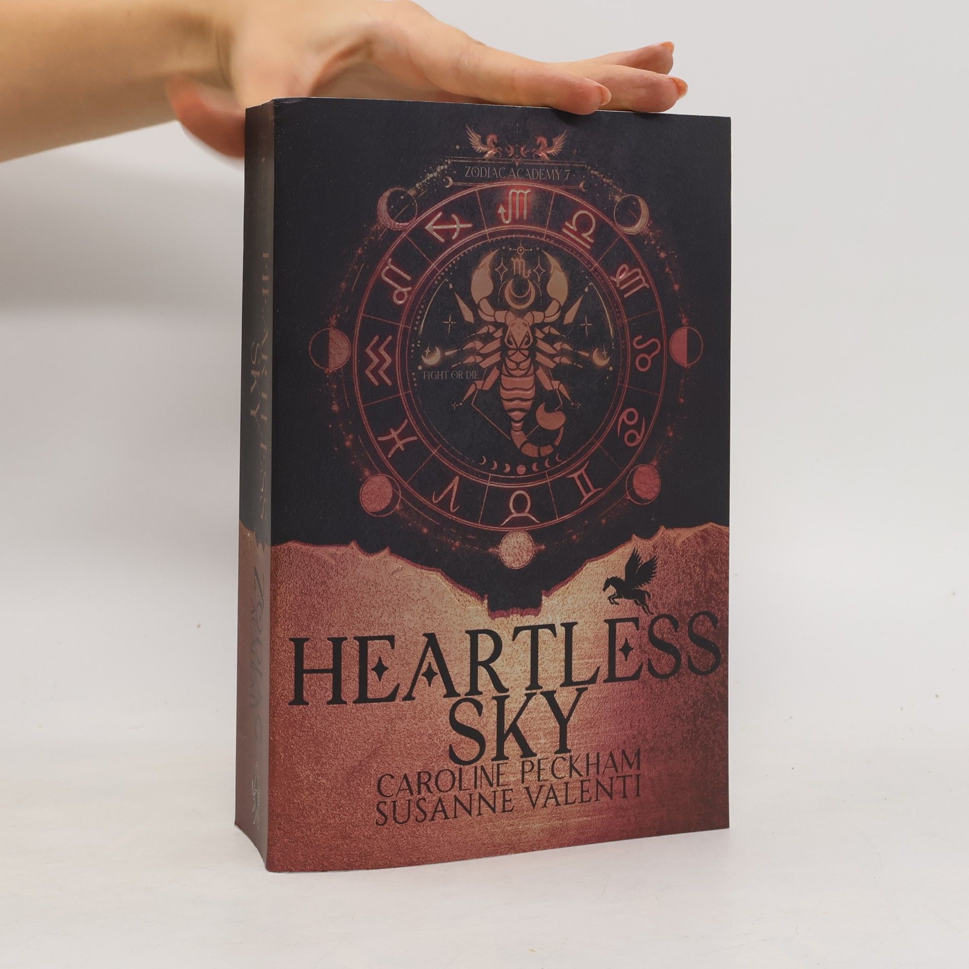 Susanne Valenti Zodiac Academy - 7: Heartless Sky