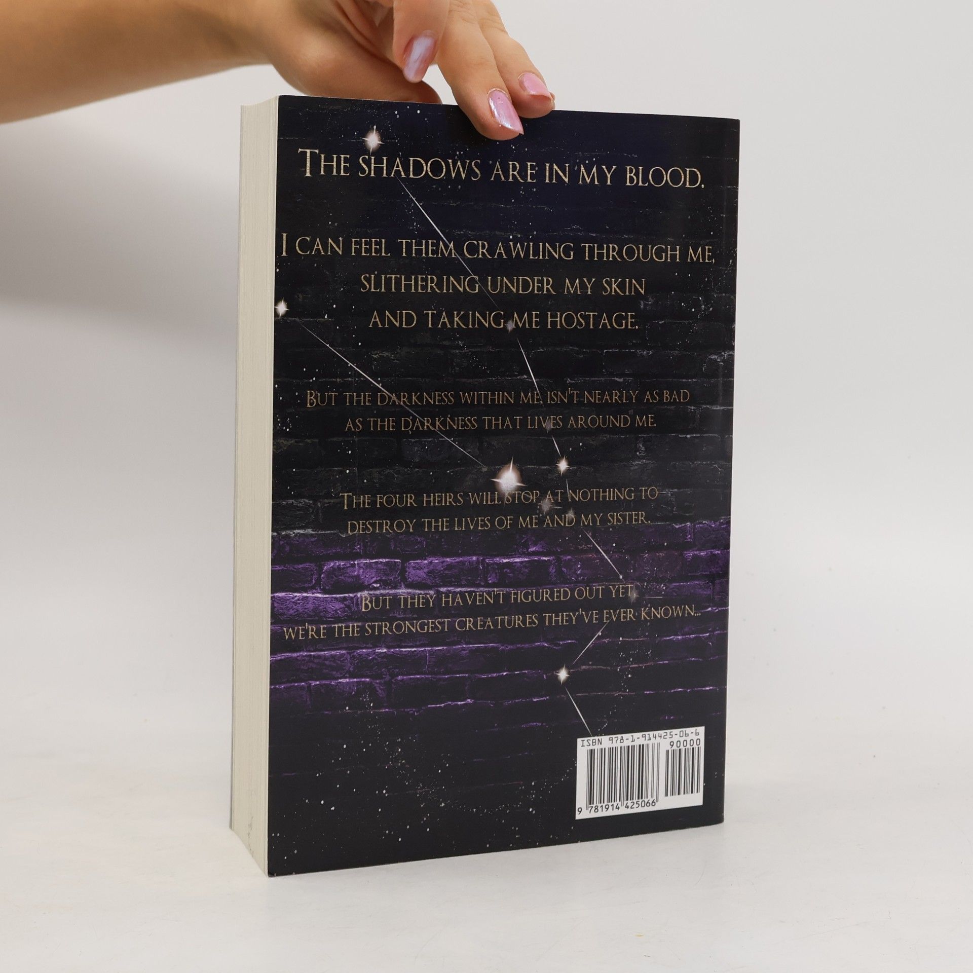 Caroline Peckham Zodiac Academy 4: Shadow Princess