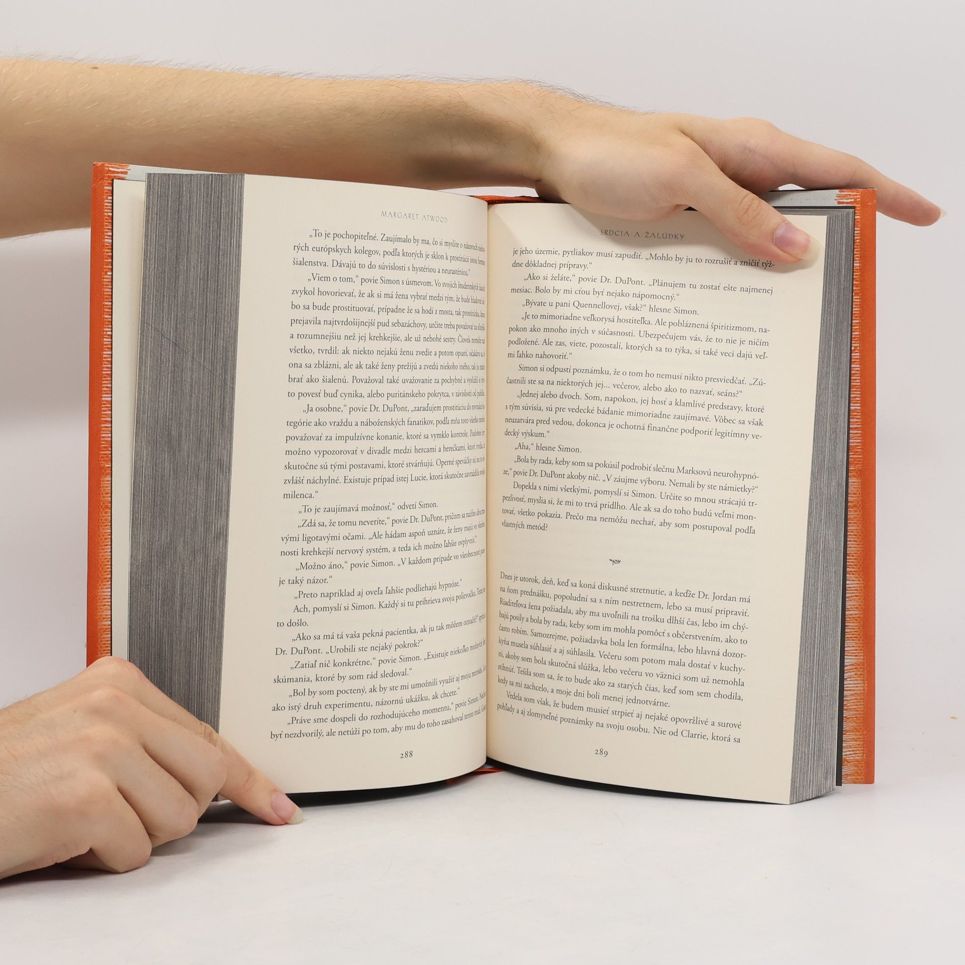Margaret Atwood Volali ma Grace