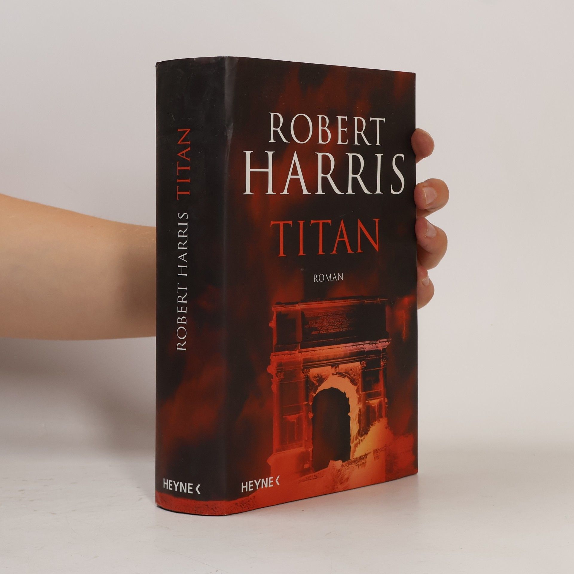 Robert Harris Titan