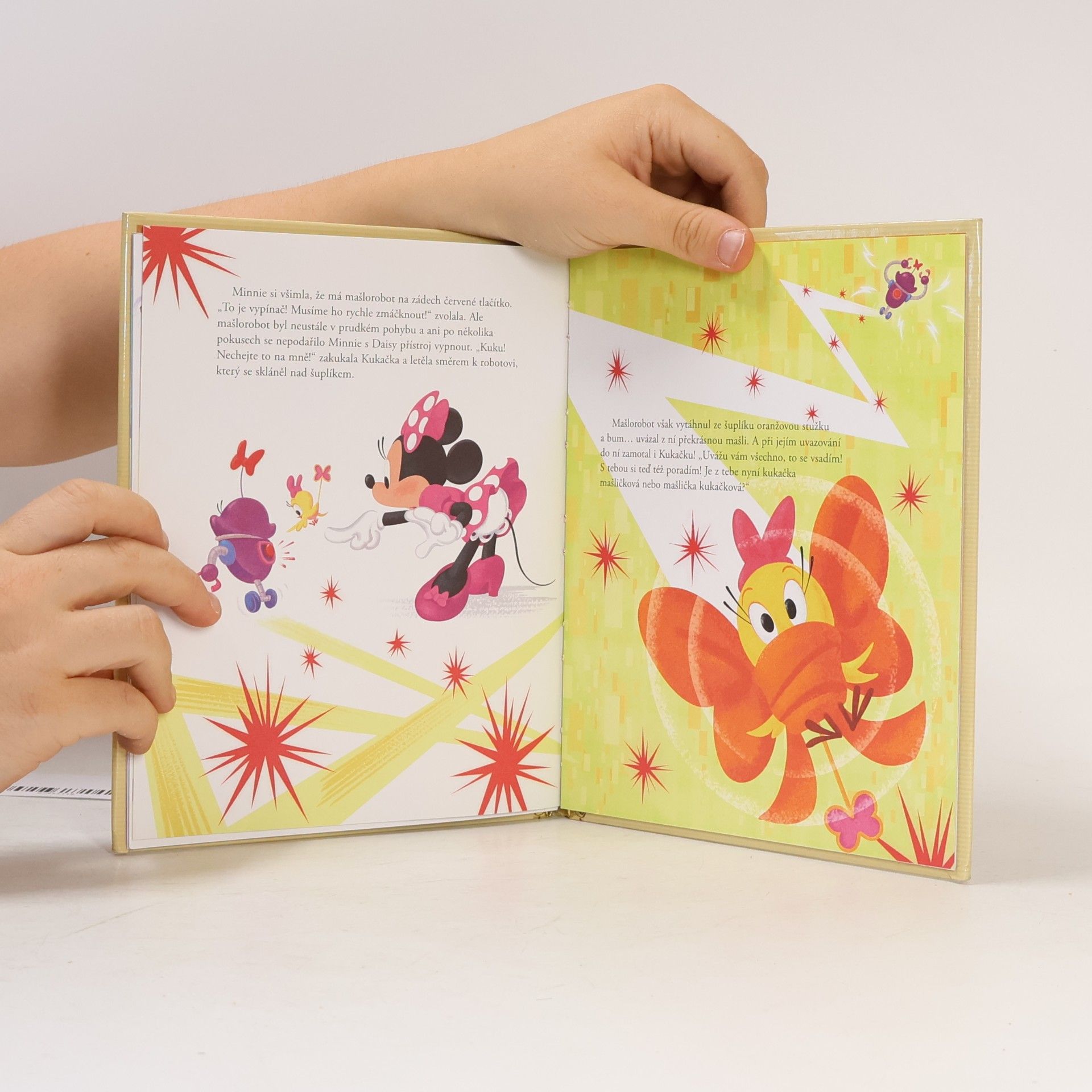 Various authors Zlatá sbírka pohádek 22. Minnie Mouse a mašlorobot
