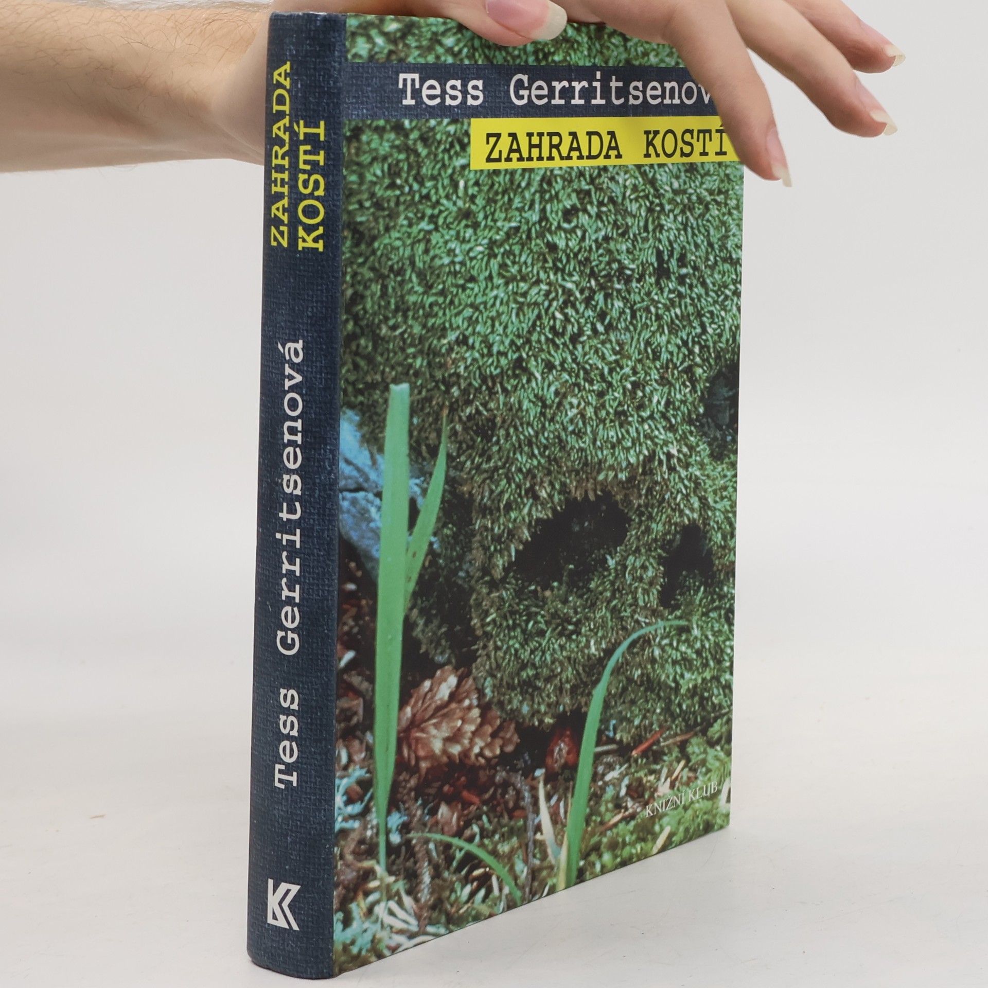 Tess Gerritsen Zahrada kostí