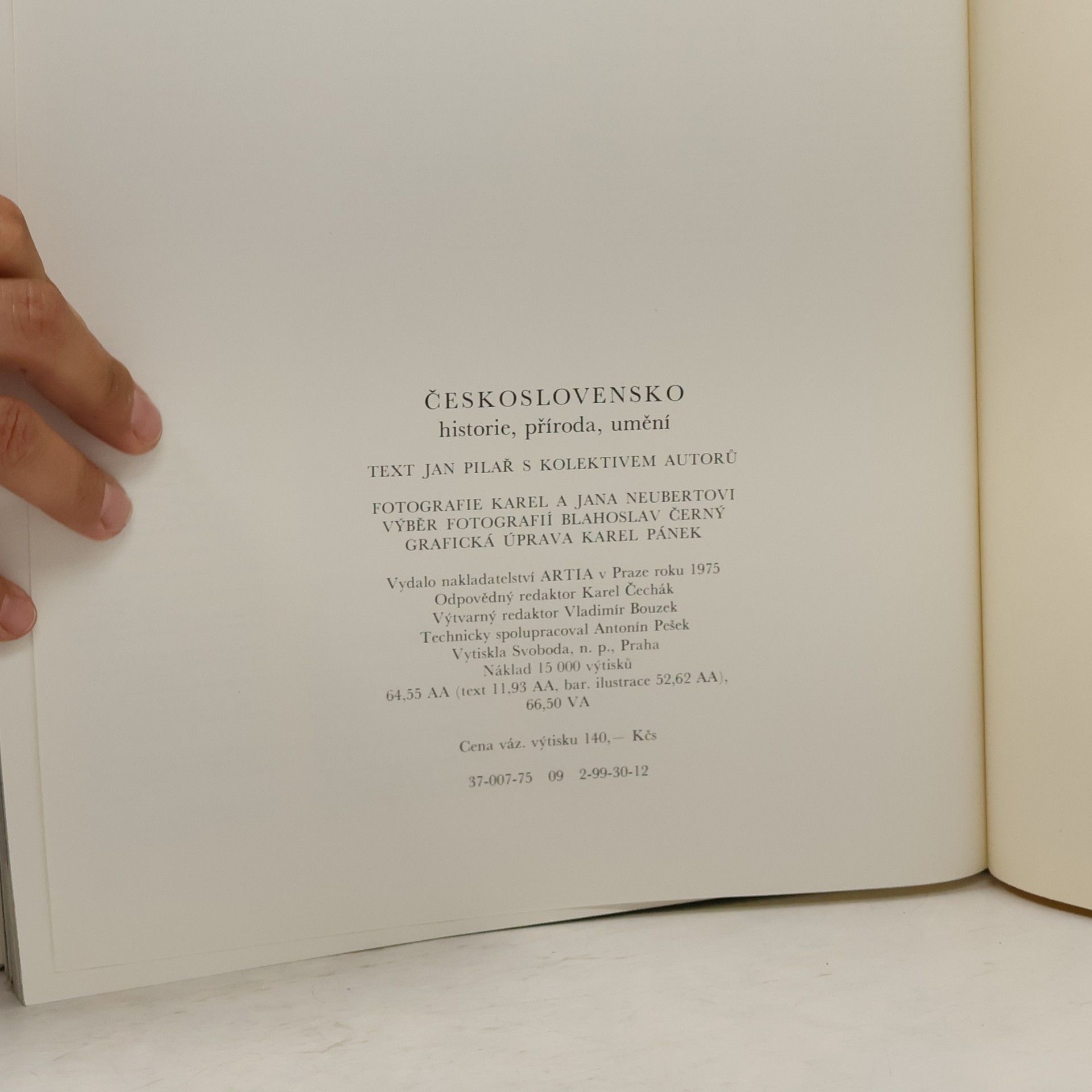kolektiv Československo. Historie, příroda, umění