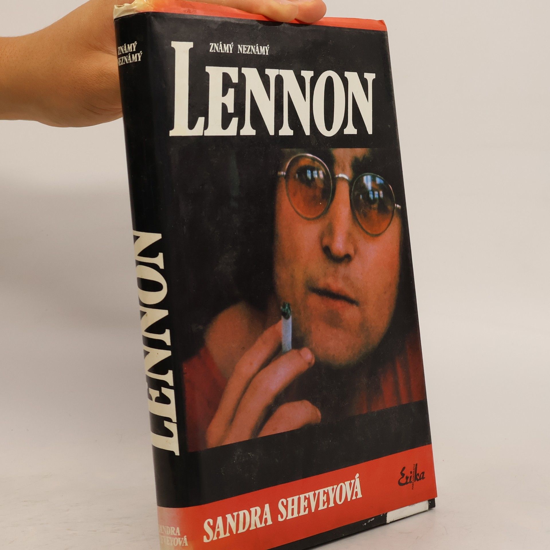 Sandra Shevey Lennon známý neznámý