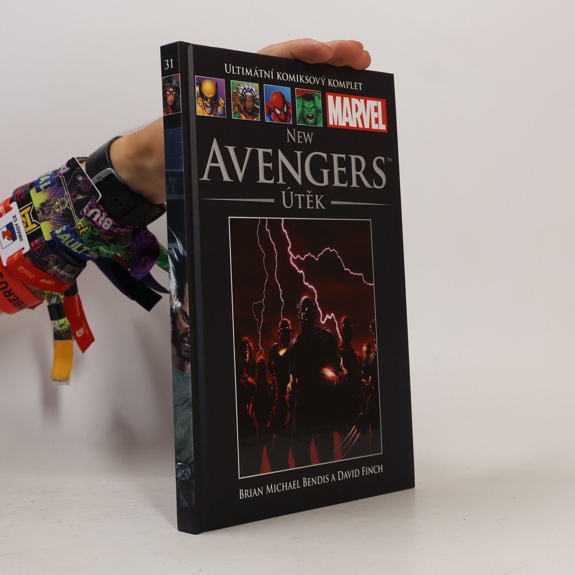 Ultimátní komiksový komplet 31. New Avengers. Útěk