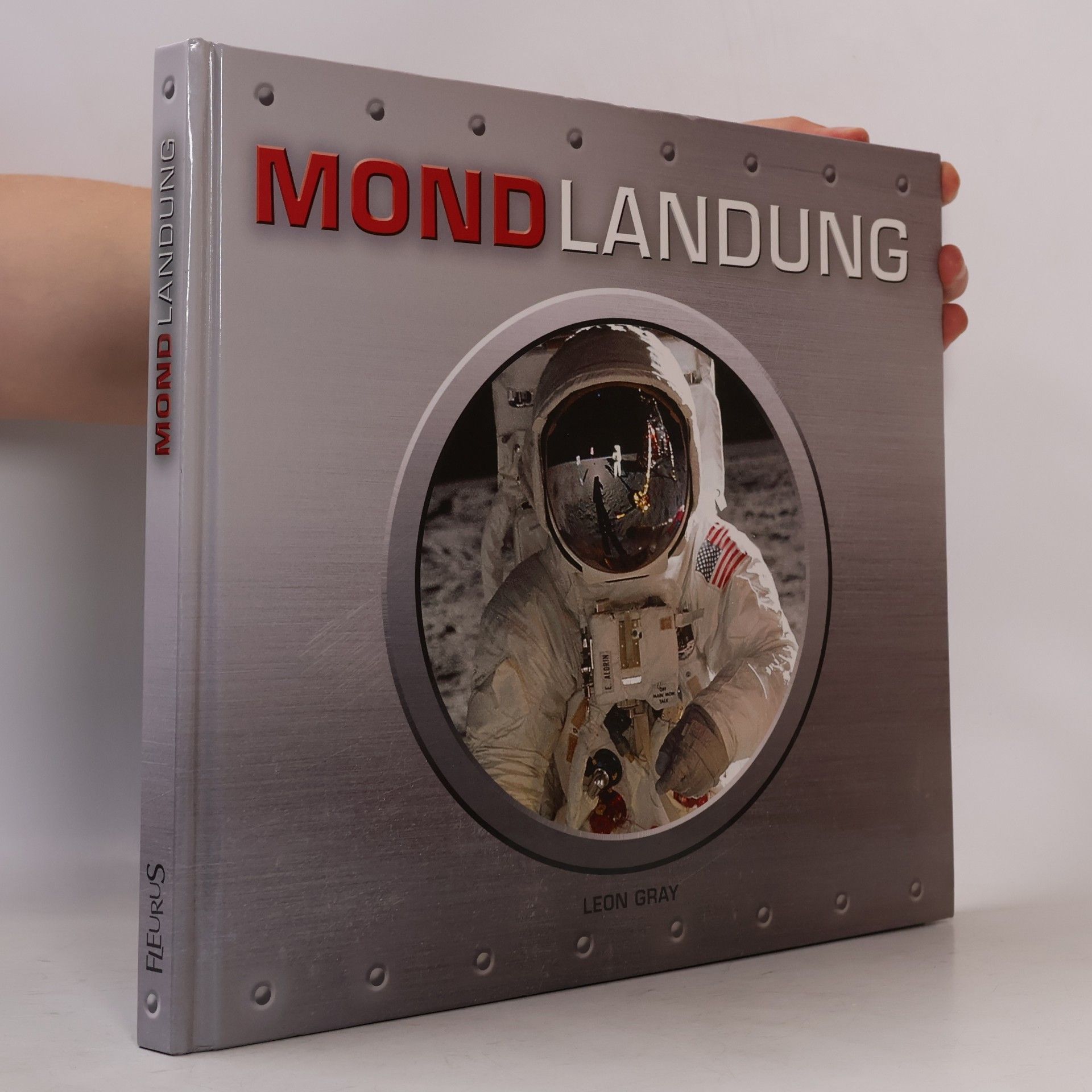 Leon Gray Mondlandung
