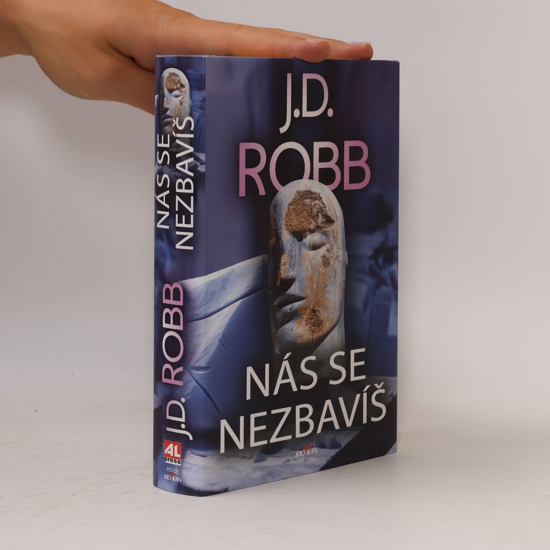 Nora Roberts Nás se nezbavíš