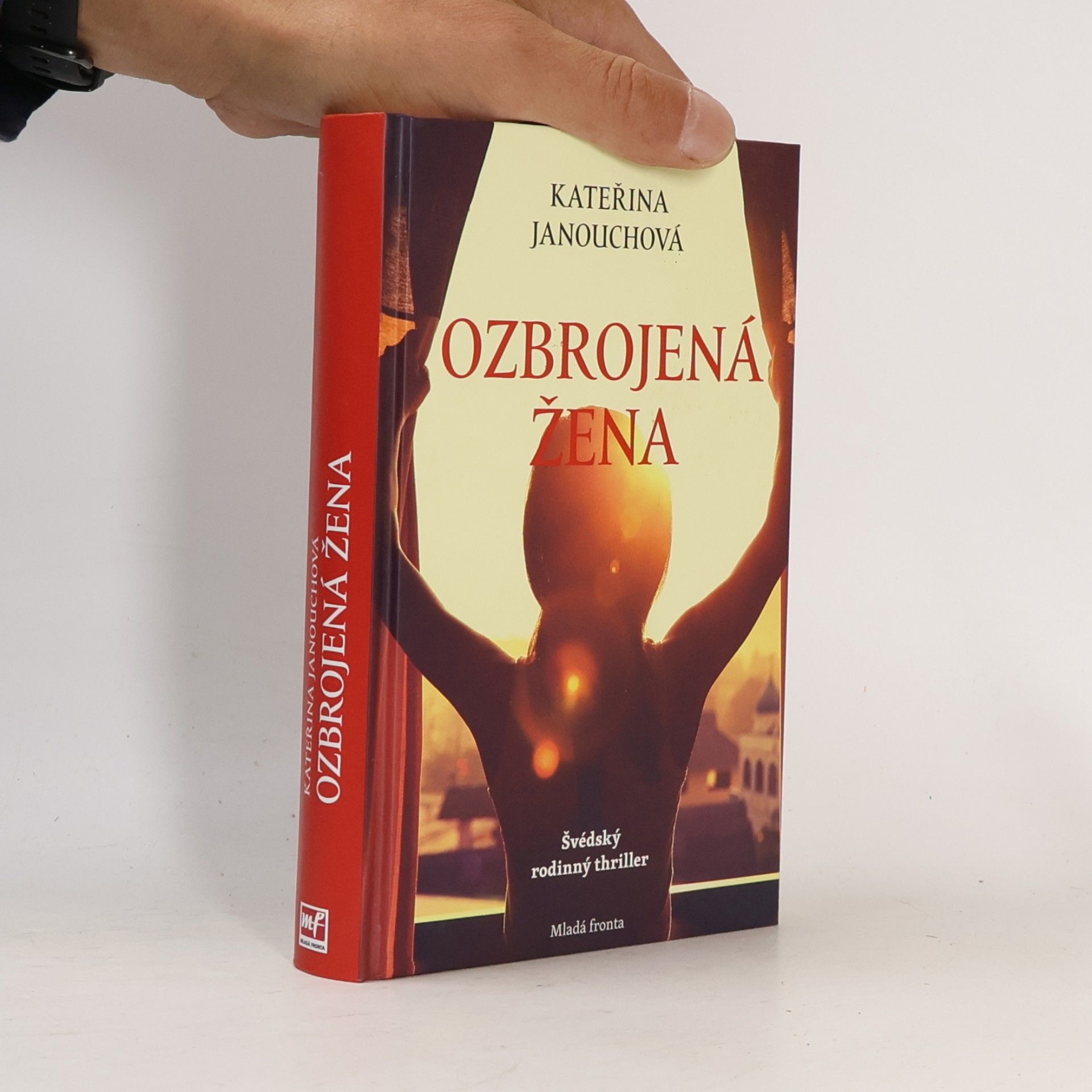 Katerina Janouch Ozbrojená žena