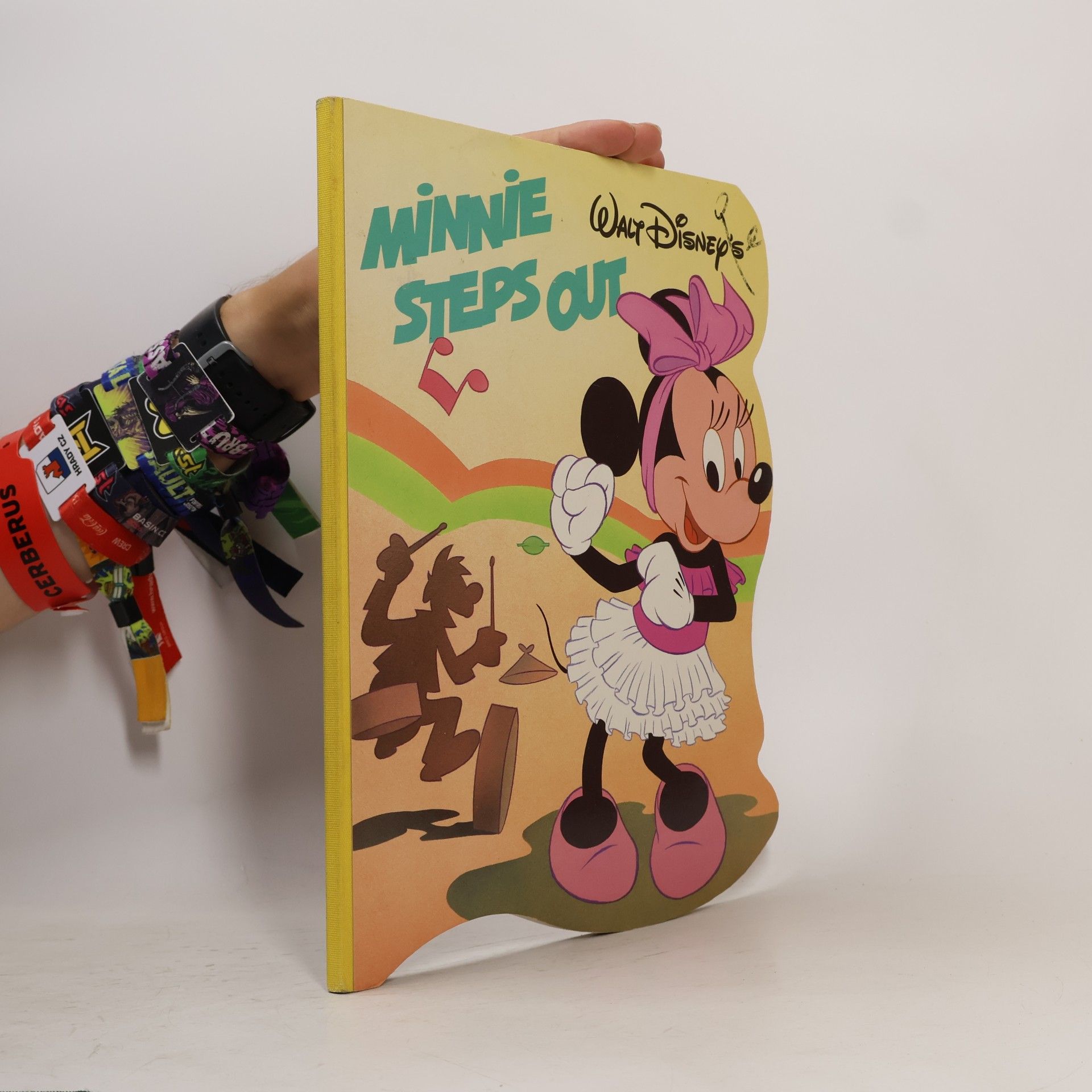 Walt Disney Company Walt Disney: Minnie Steps Out
