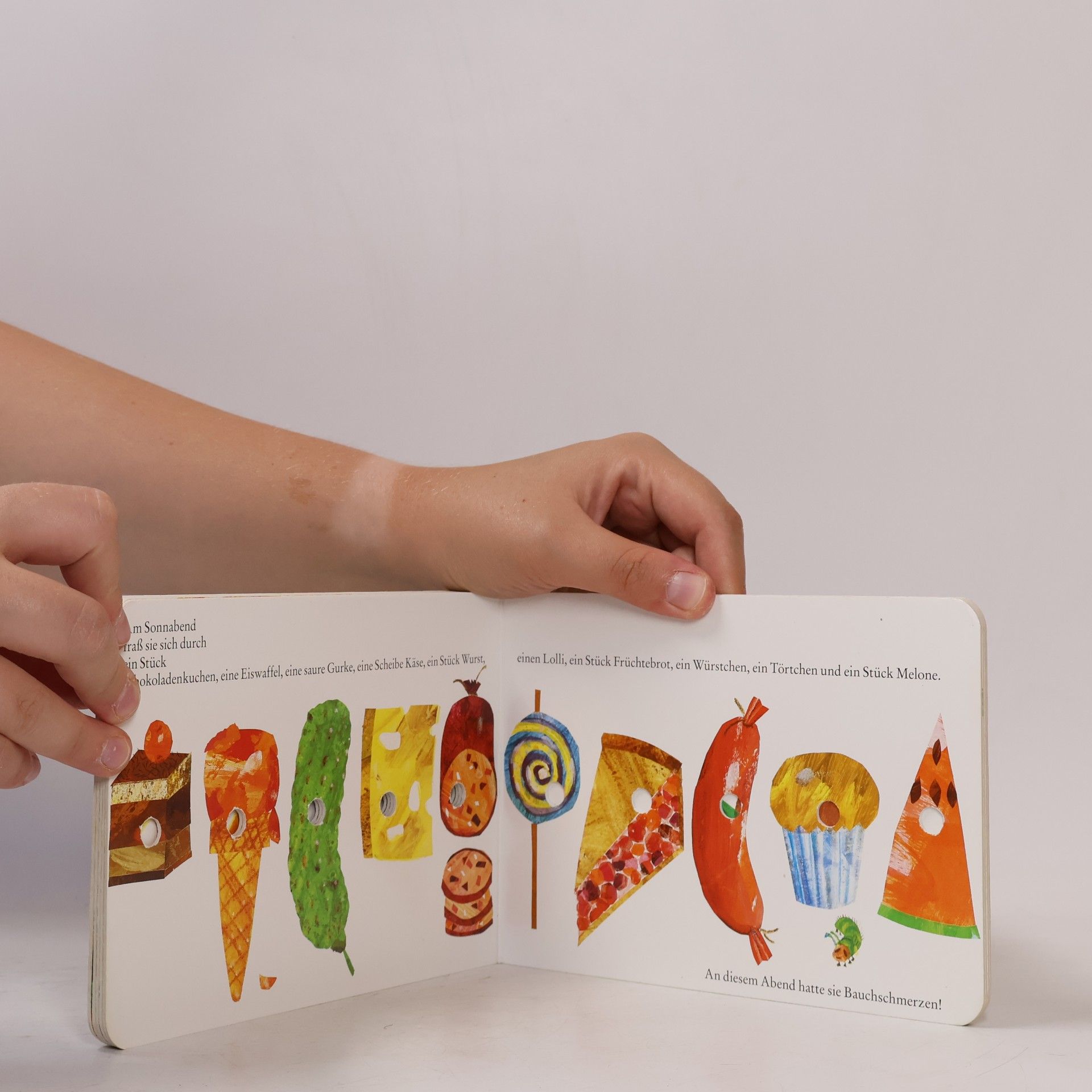 Eric Carle Die kleine Raupe Nimmersatt. Spielbilderbuch