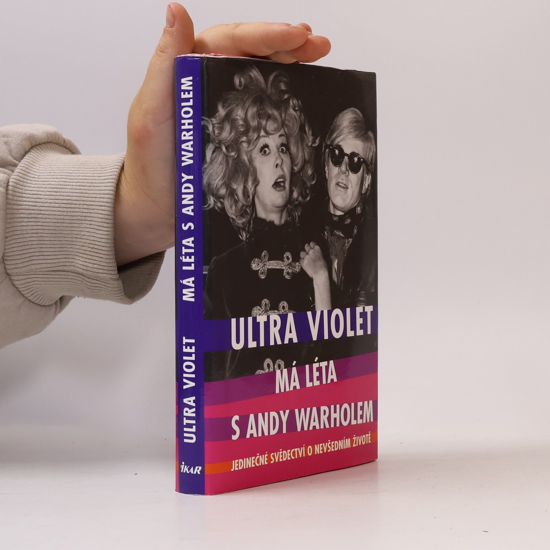 Ultra Violet Má léta s Andy Warholem