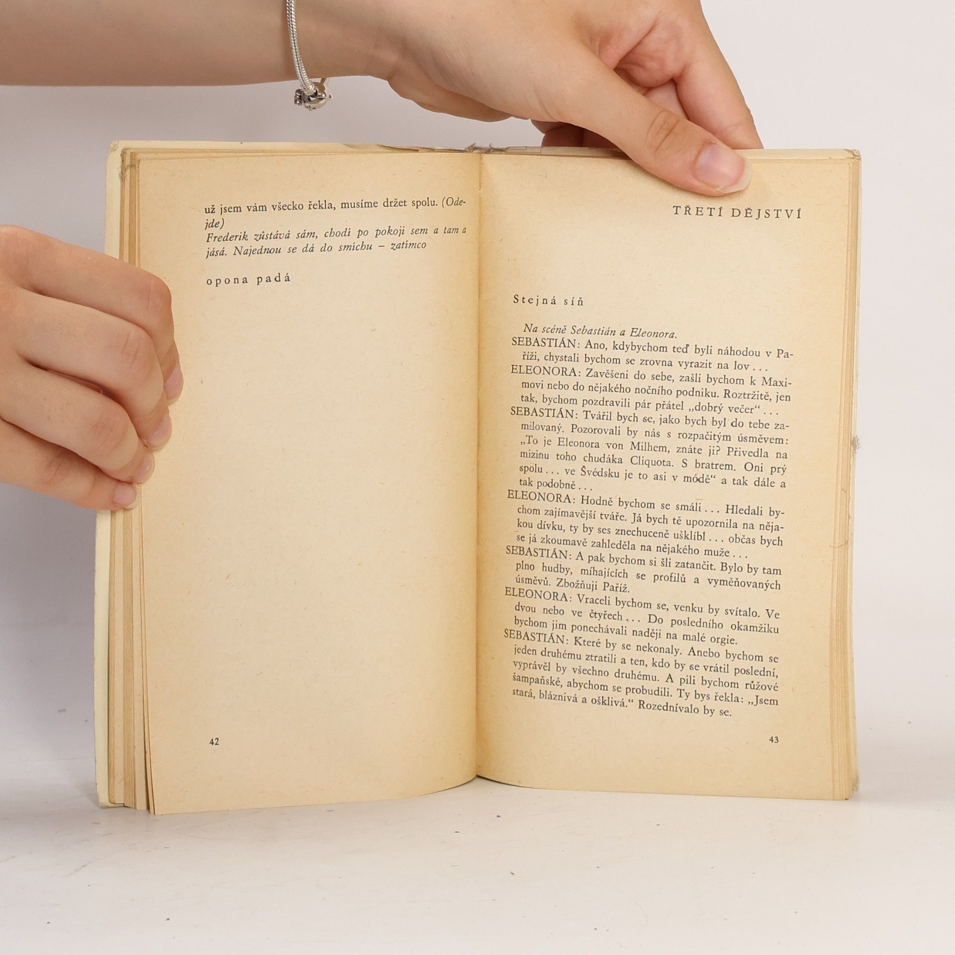 Françoise Sagan Někdy i housle. Zámek ve Švédsku