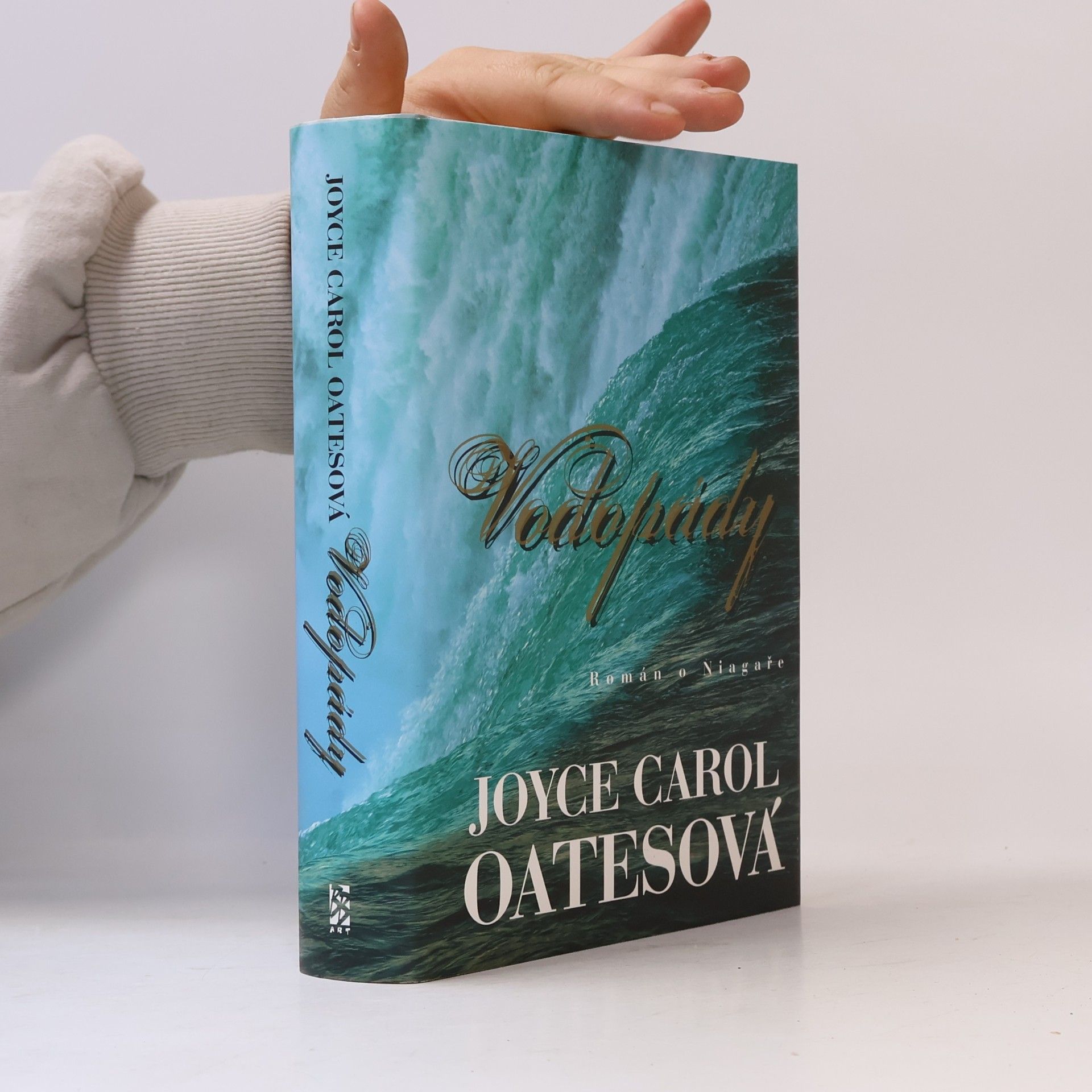 Joyce Carol Oates Vodopády