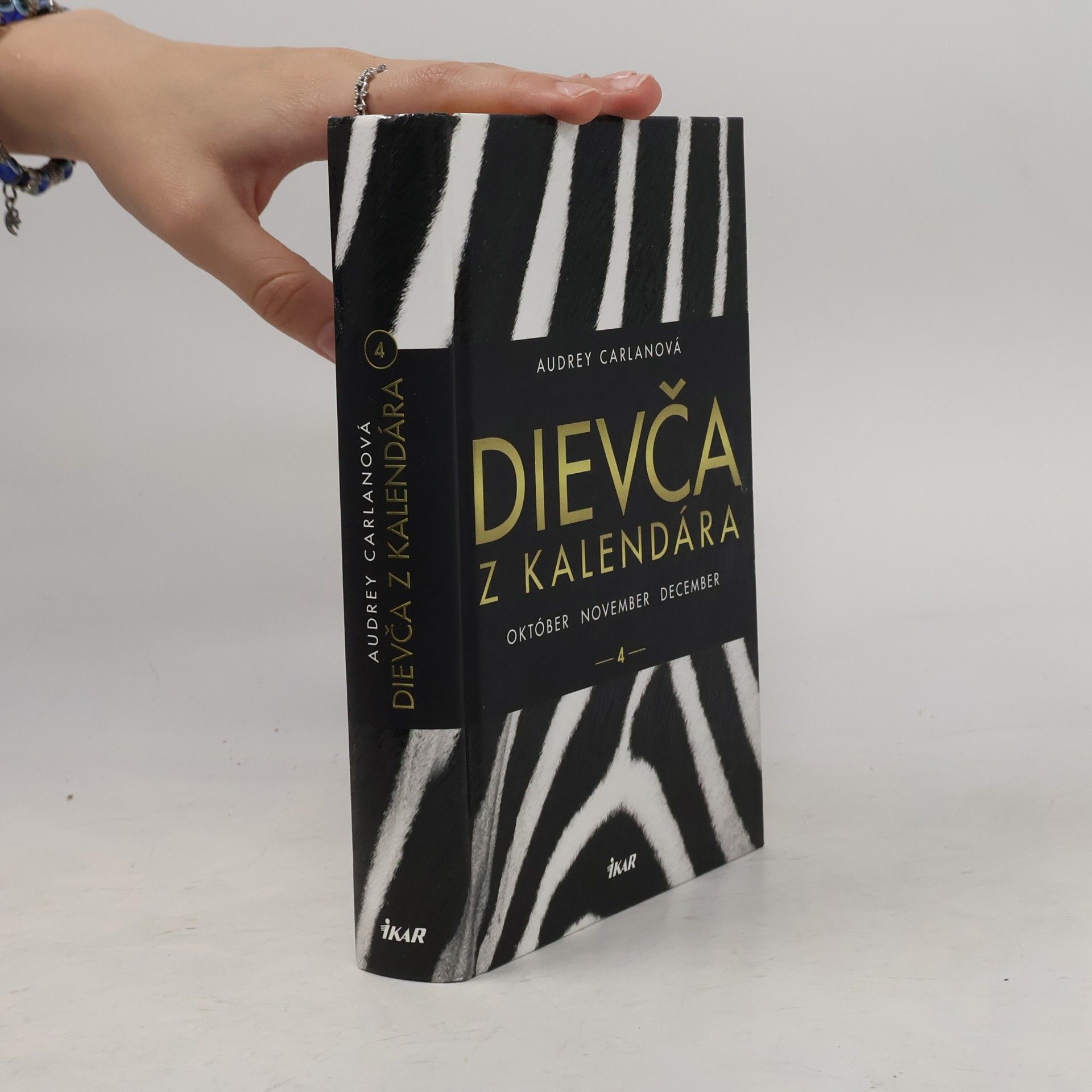 Audrey Carlan Dievča z kalendára 4. Október november december