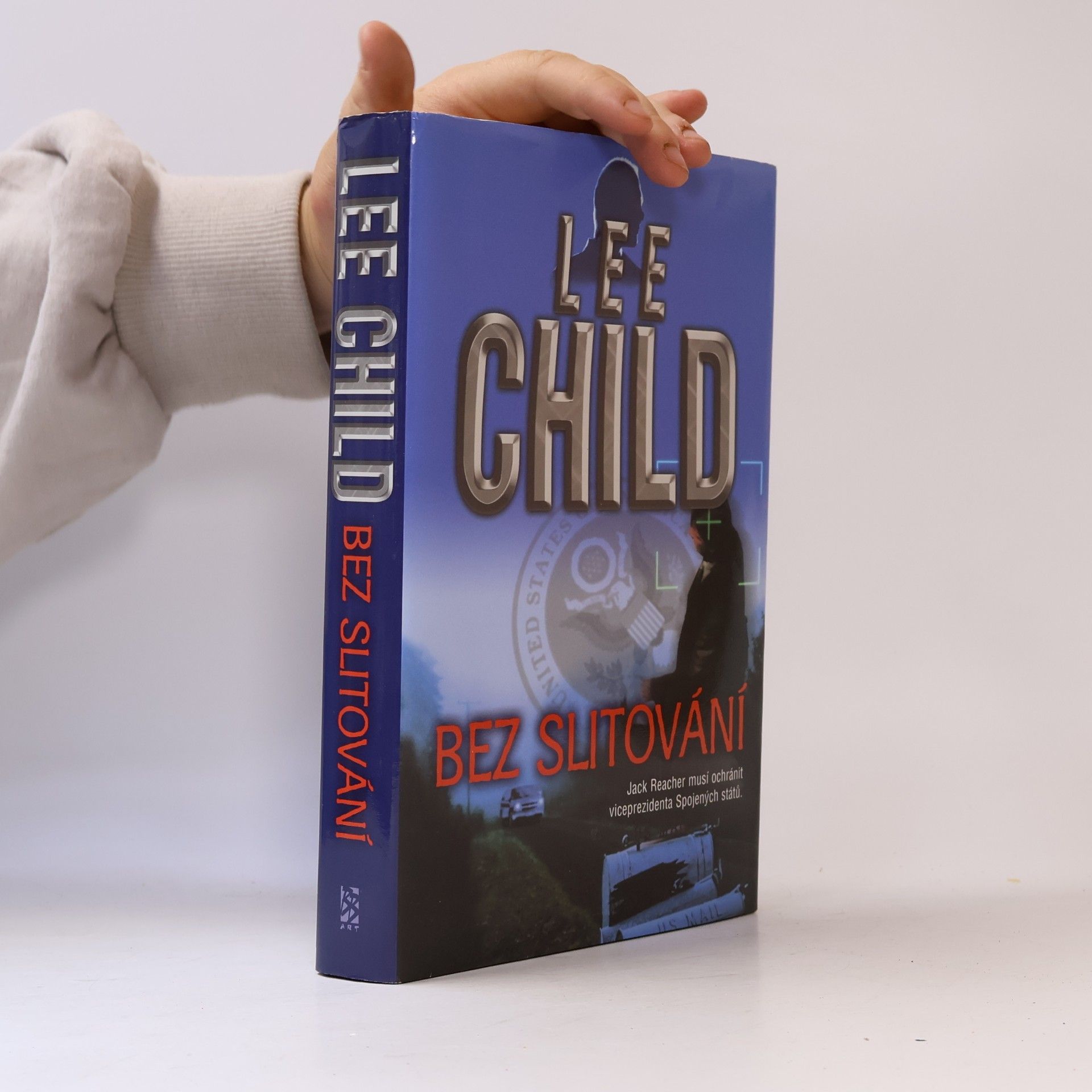 Lee Child Bez slitování
