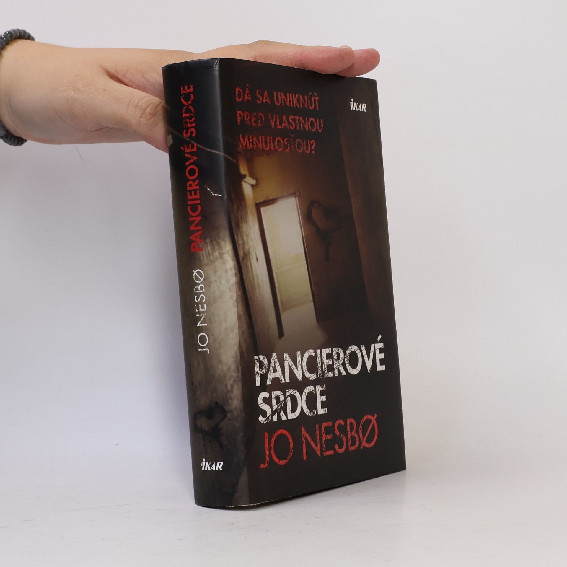 Jo Nesbø Pancierové srdce
