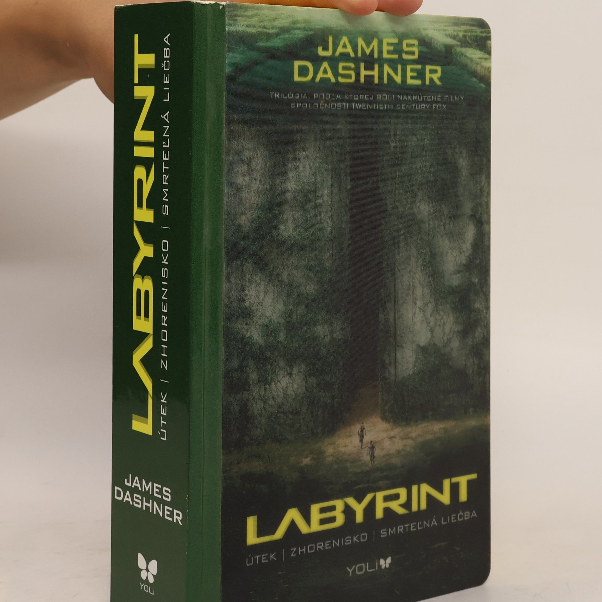 James Dashner Labyrint: Útek, Zhorenisko, Smrteľná liečba