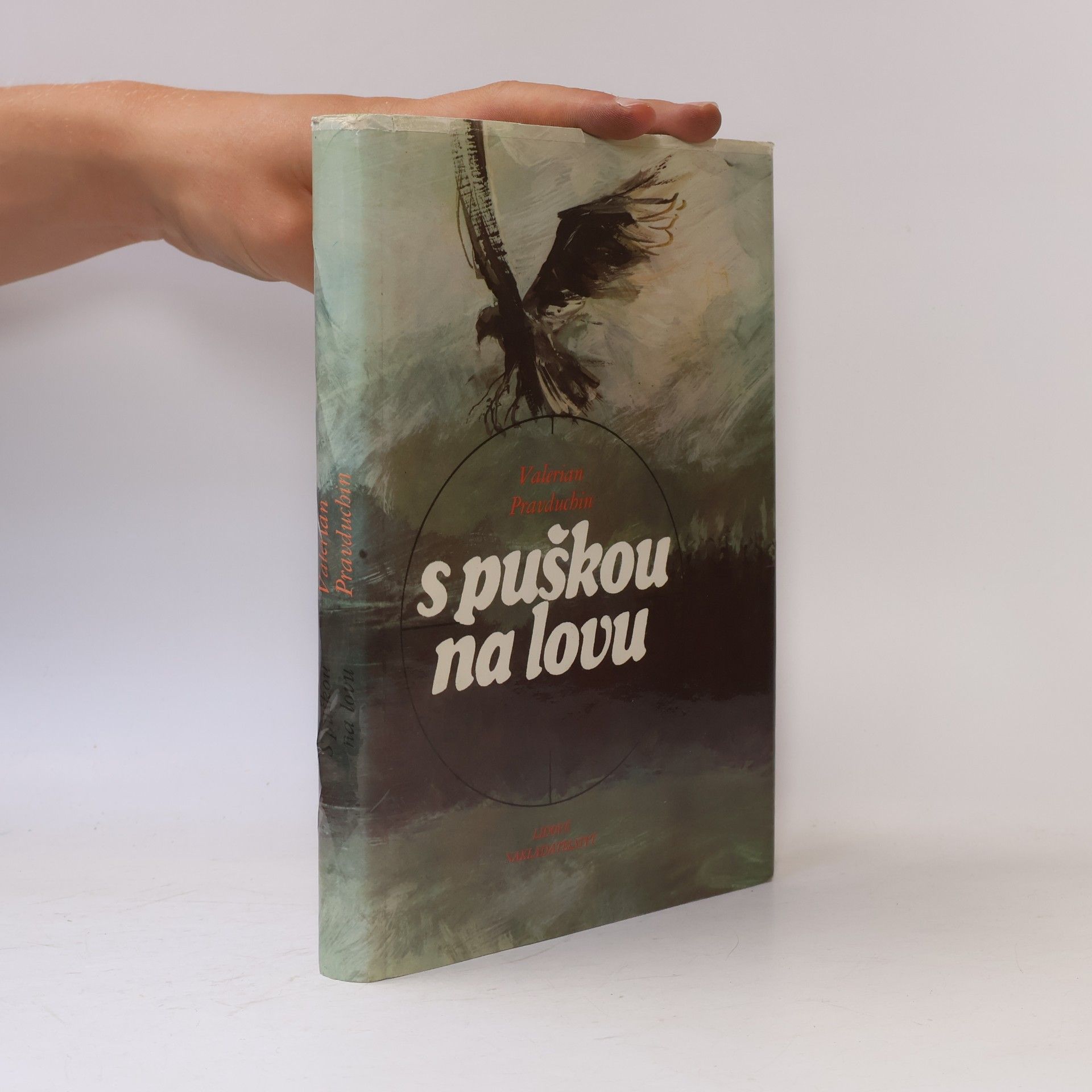 Zdeněk Netopil S puškou na lovu