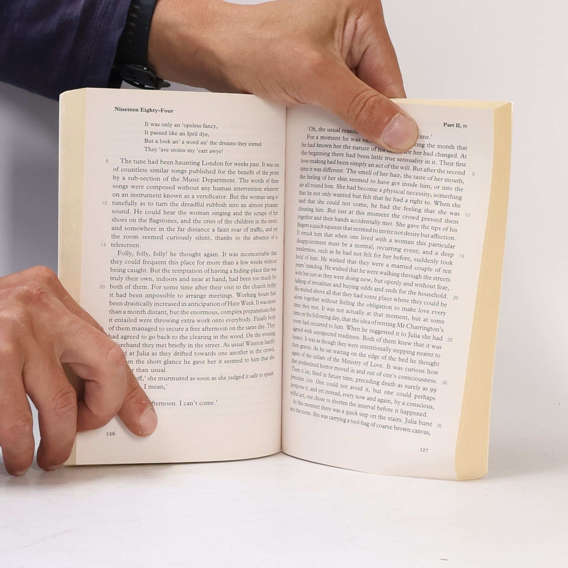 George Orwell Nineteen Eighty-Four