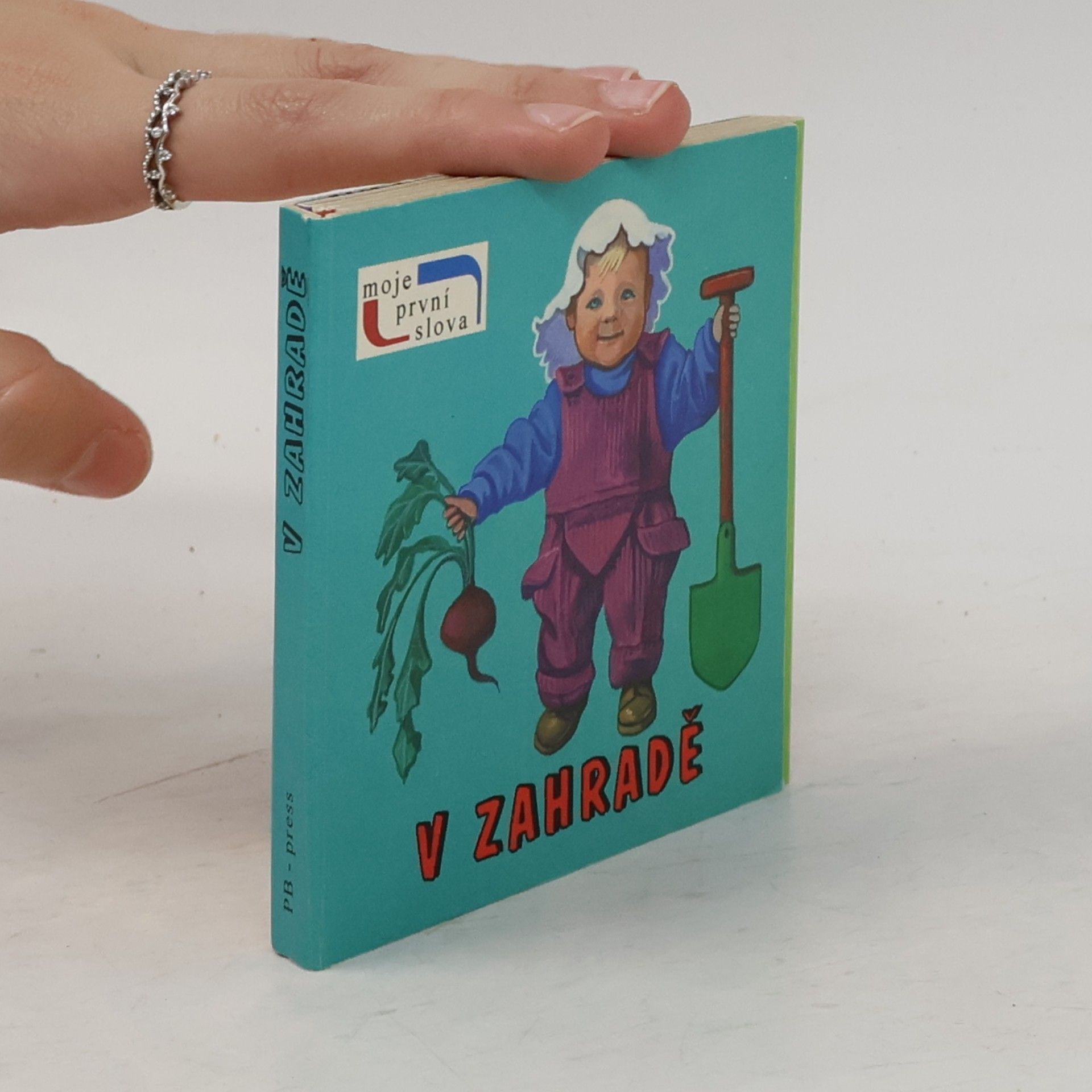 Andrzej Kolpanowicz V zahradě