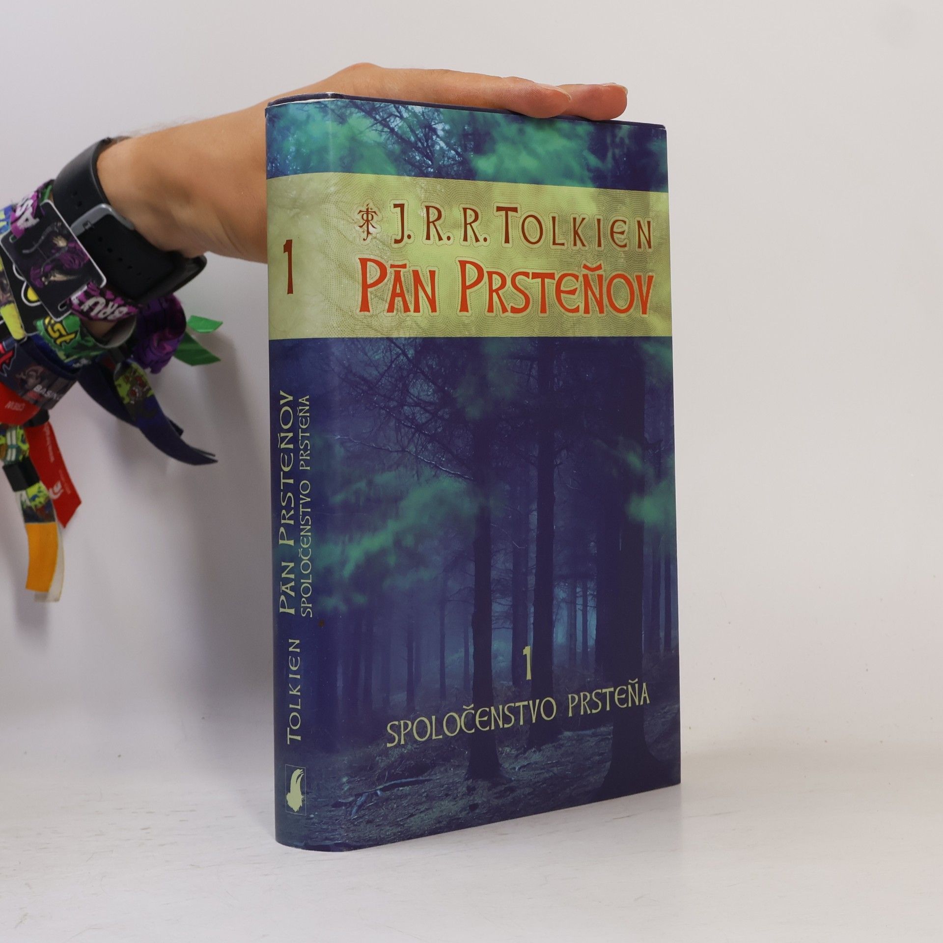 J. R. R. Tolkien Pán prsteňov 1. Spoločenstvo prsteňa