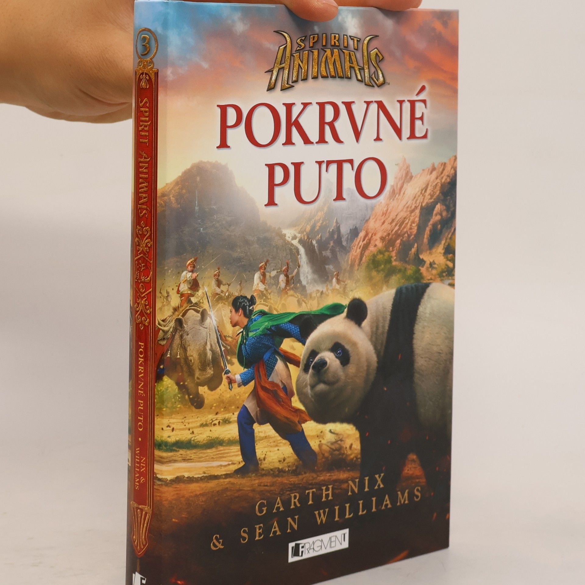 Garth Nix Pokrvné puto
