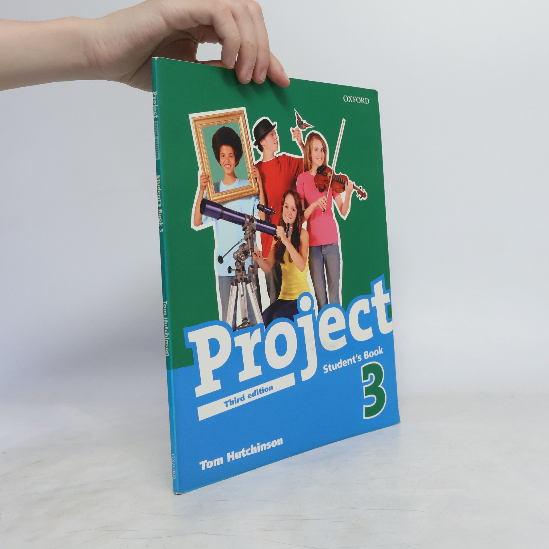 Tom Hutchinson Project Level 3: Student's Book