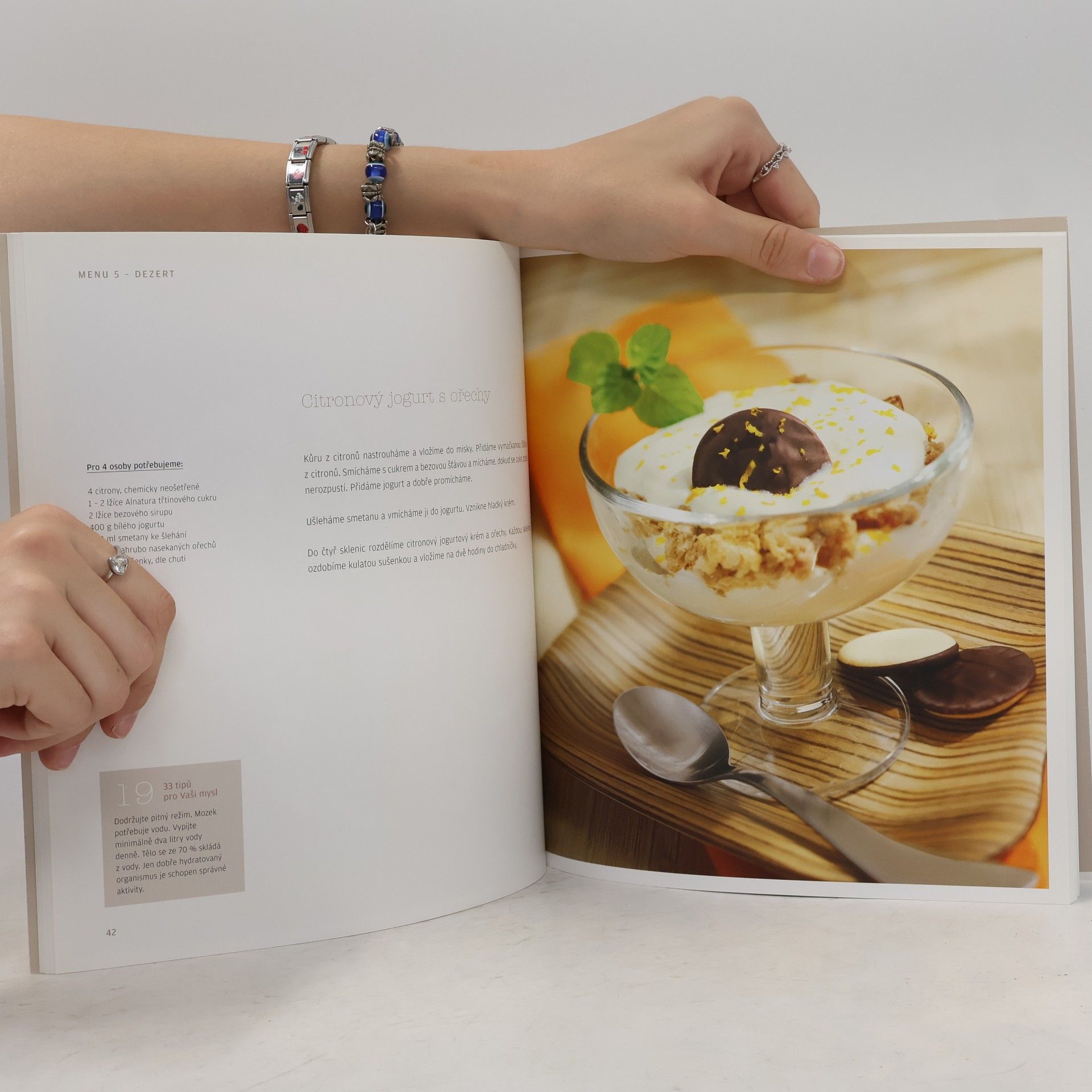 Andrea Fehringer Menu à la Alnatura. Vyzkoušejte deset geniálních menu pro radost z vaření