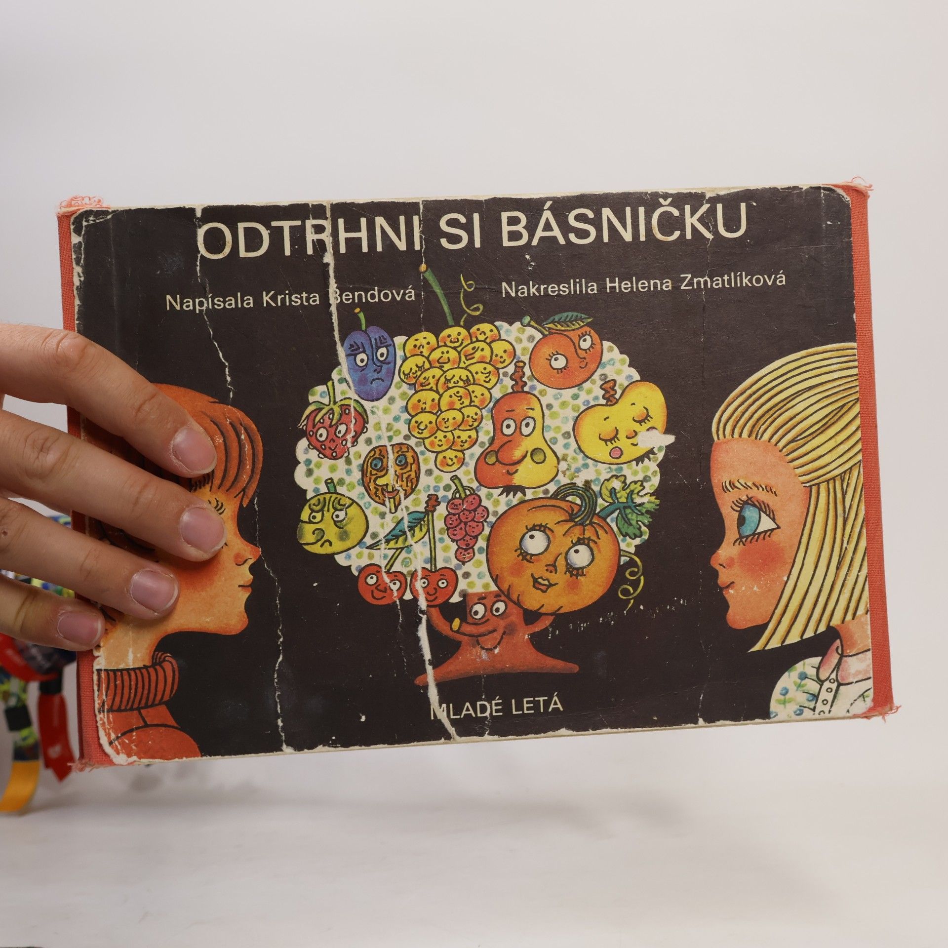 Krista Bendová Odtrhni si básničku