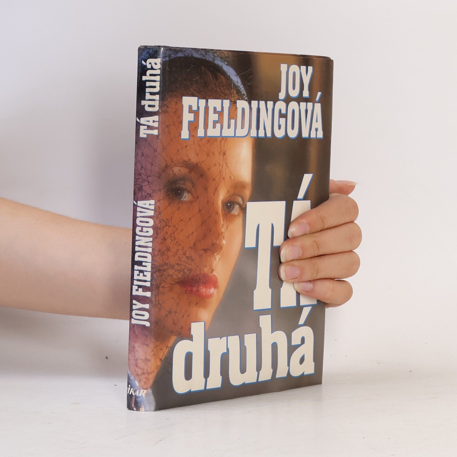 Joy Fielding Tá druhá