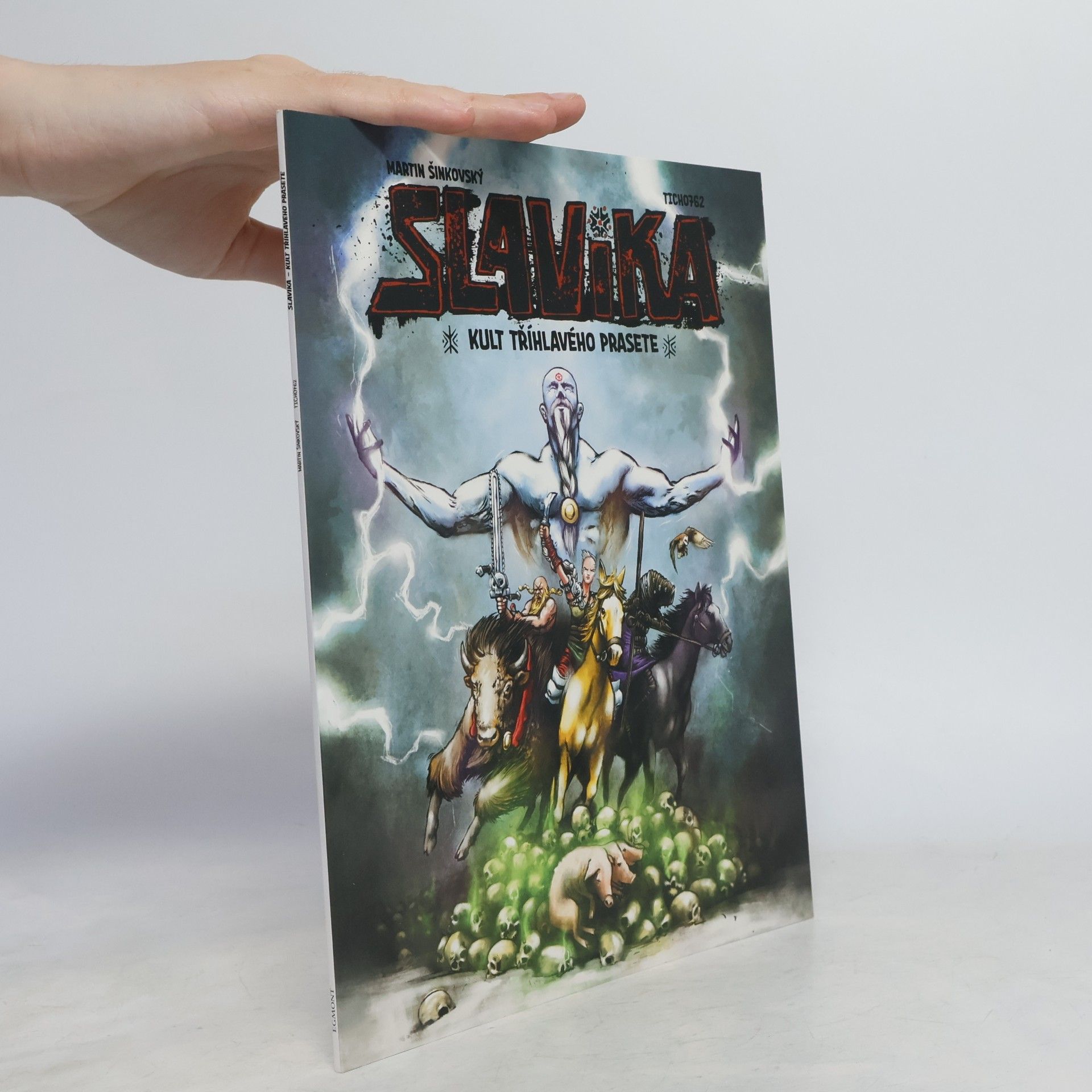 Martin Šinkovský Slavika : kult tříhlavého prasete