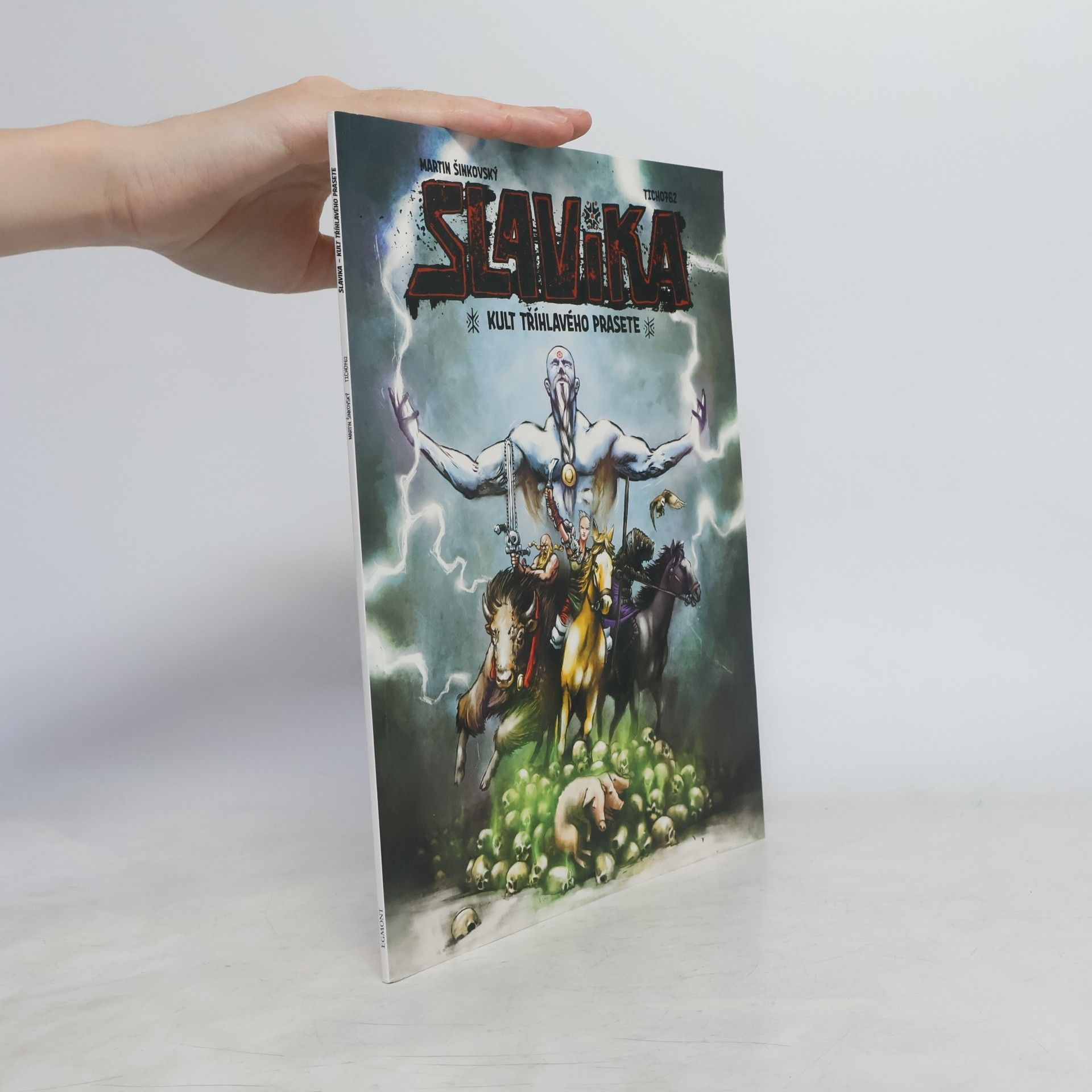 Martin Šinkovský Slavika : kult tříhlavého prasete