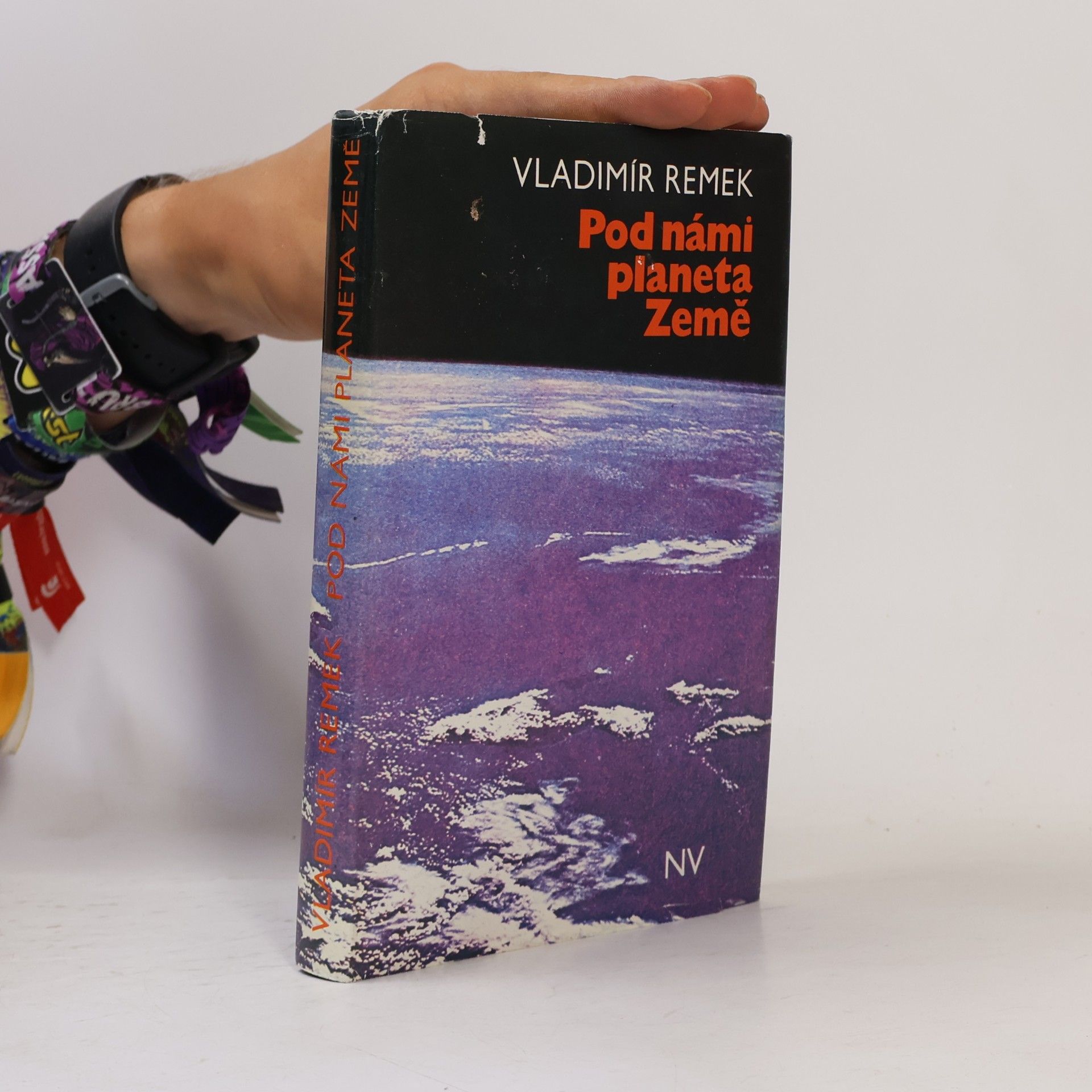 Vladimír Remek Pod námi planeta Země